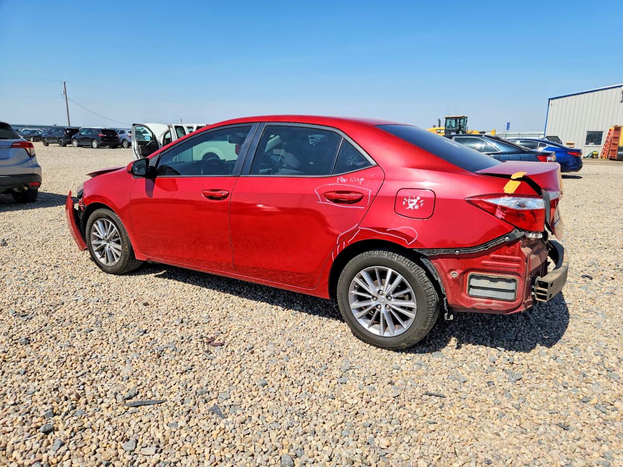 2014 Toyota Corolla Le Plus Red vin: 5YFBURHE3EP040197