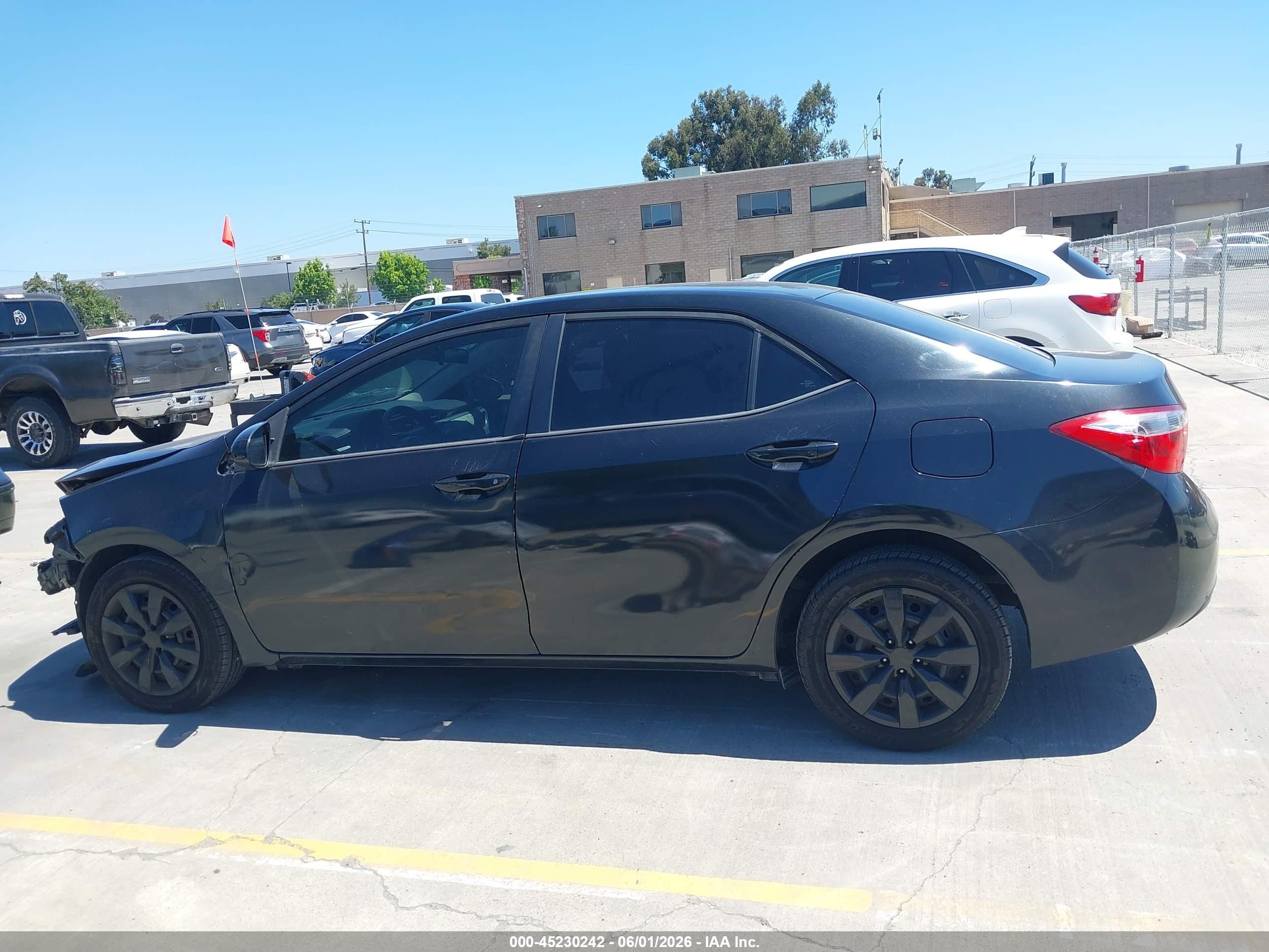 2014 Toyota Corolla Le Black vin: 5YFBURHE3EP057212