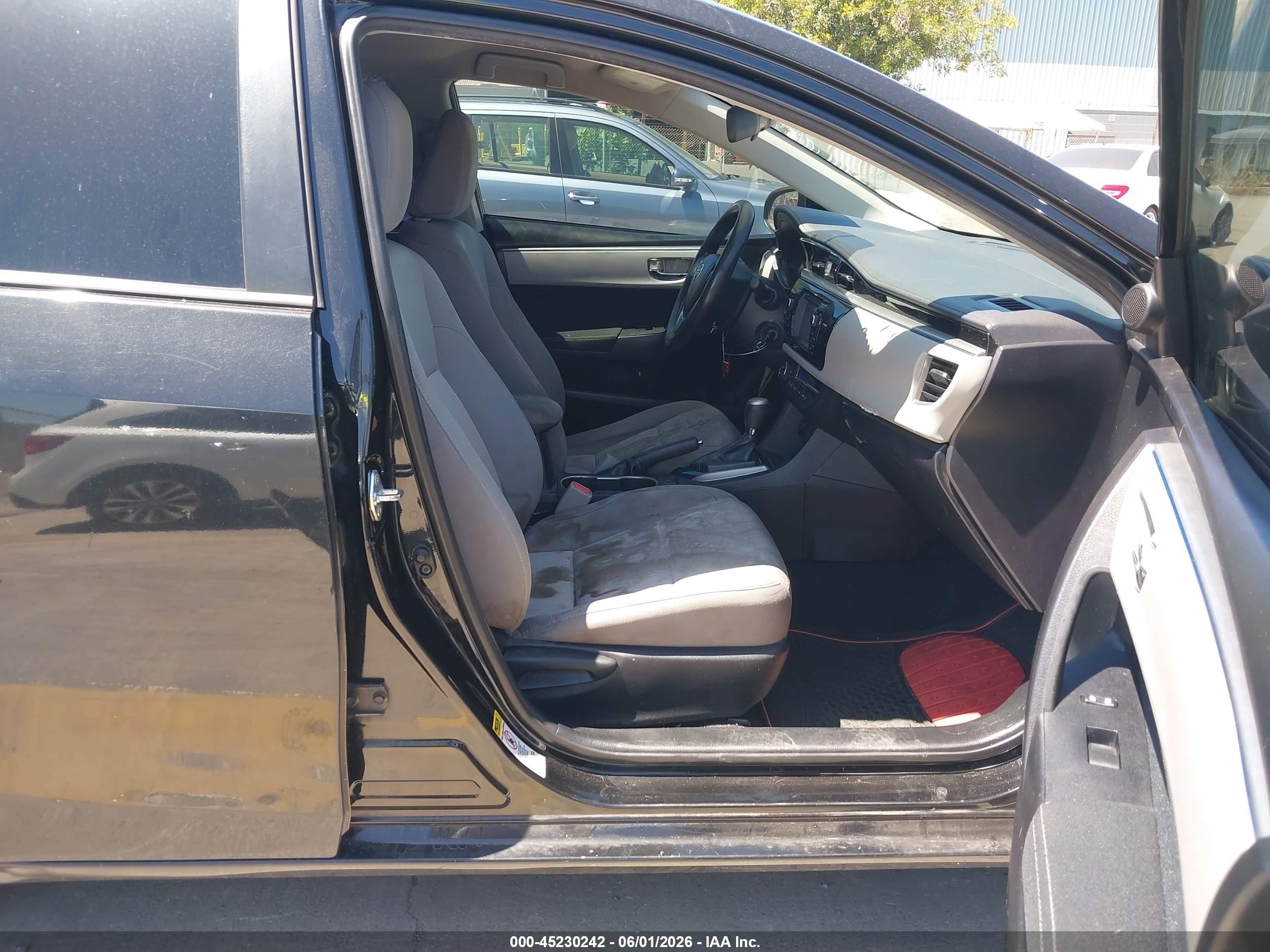 2014 Toyota Corolla Le Black vin: 5YFBURHE3EP057212