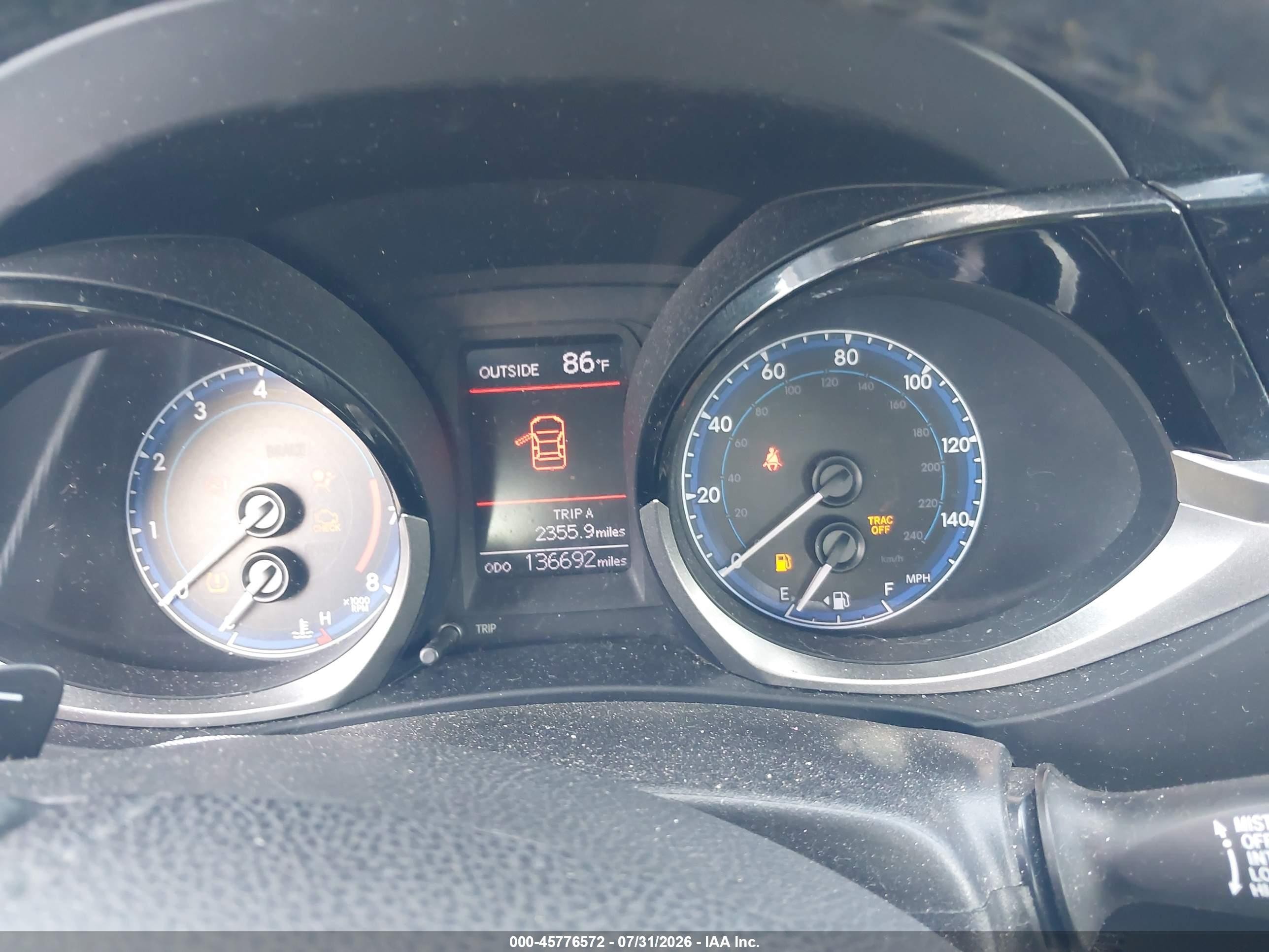 2014 Toyota Corolla S Plus Silver vin: 5YFBURHE3EP134158