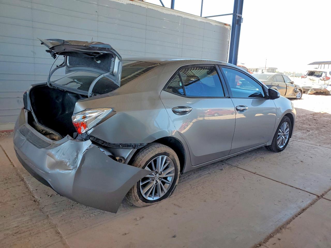 2014 Toyt Corolla Tan vin: 5YFBURHE3EP162123