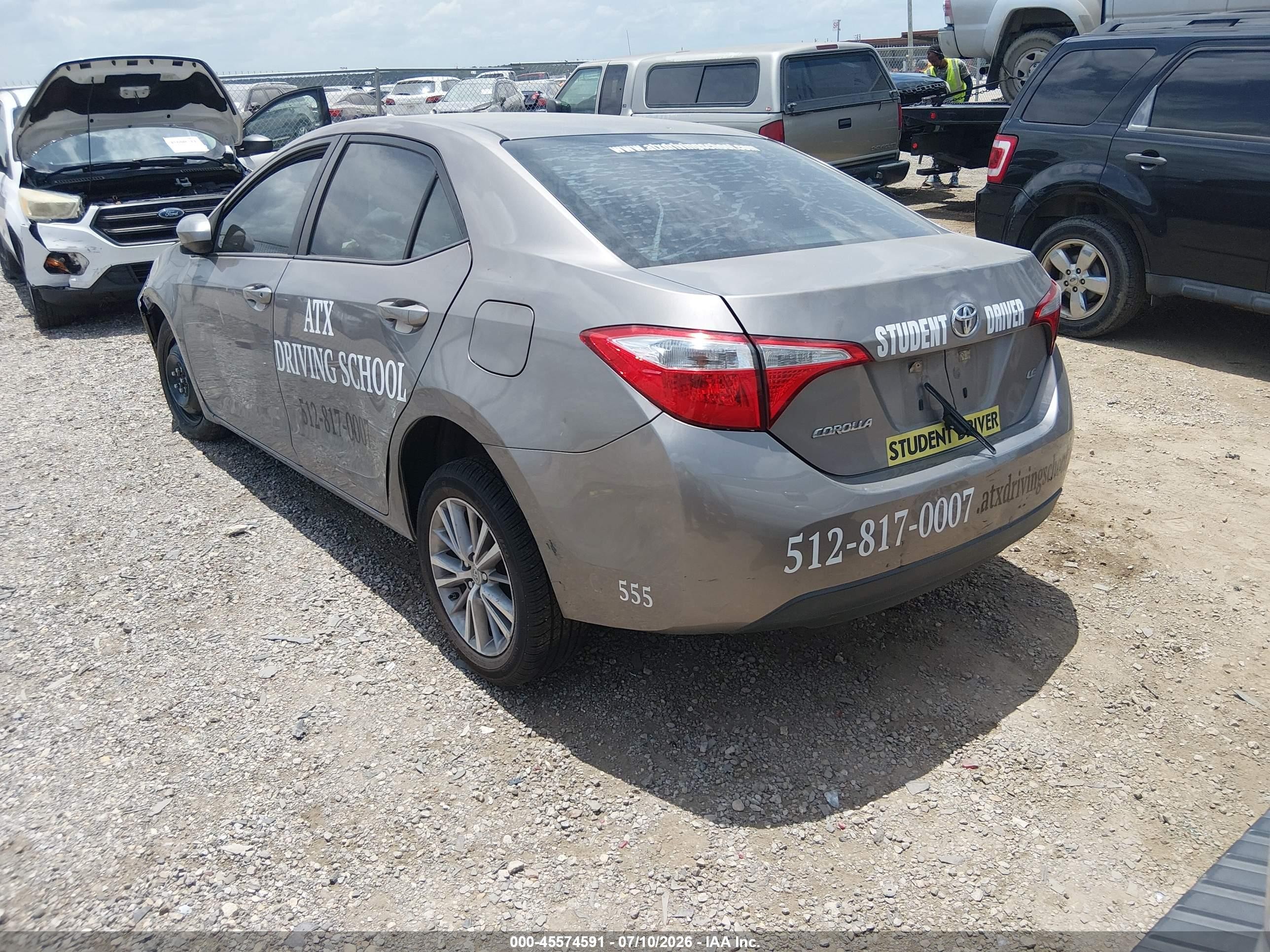 2015 Toyota Corolla Le Plus Brown vin: 5YFBURHE3FP208809