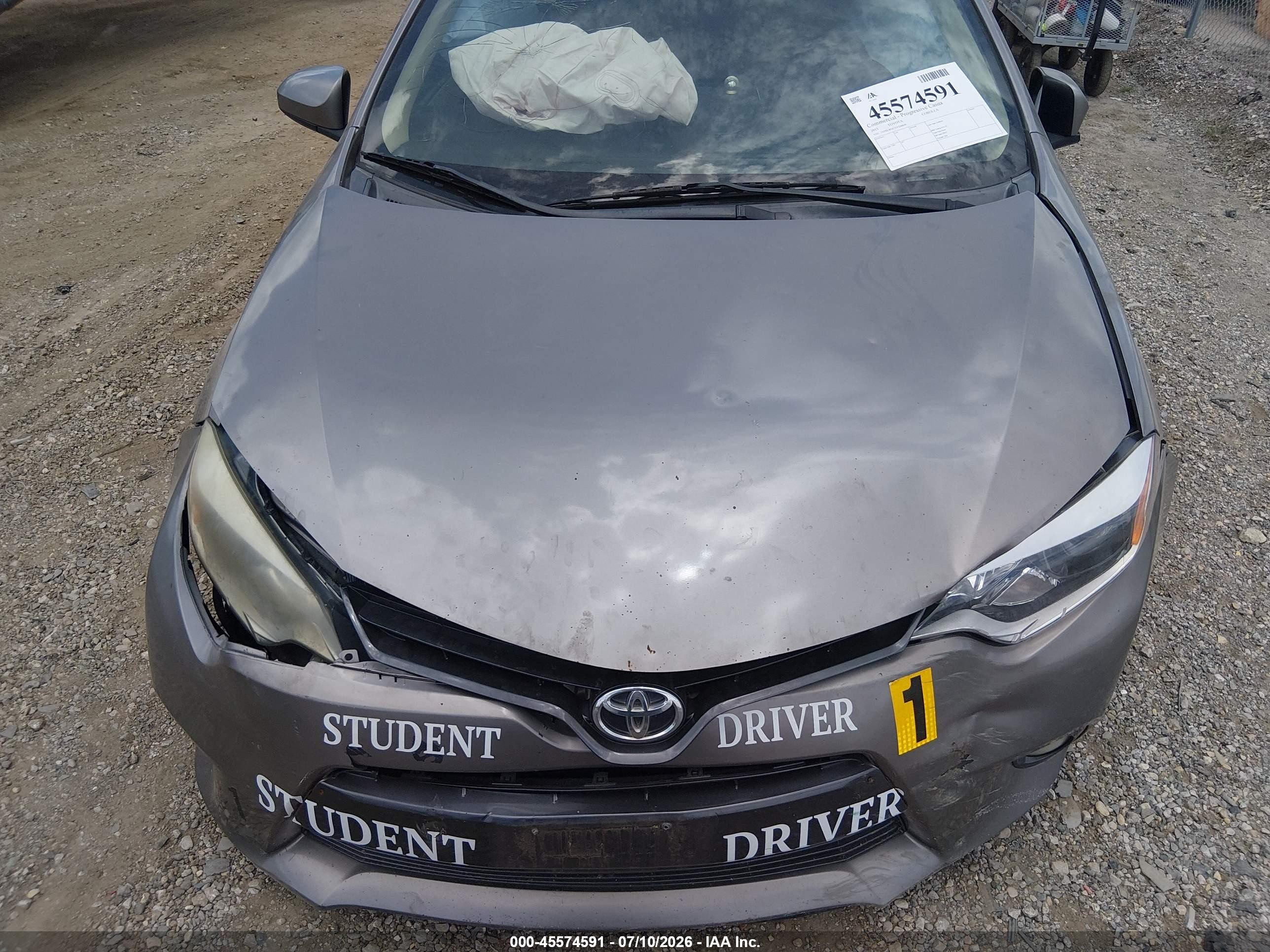 2015 Toyota Corolla Le Plus Brown vin: 5YFBURHE3FP208809
