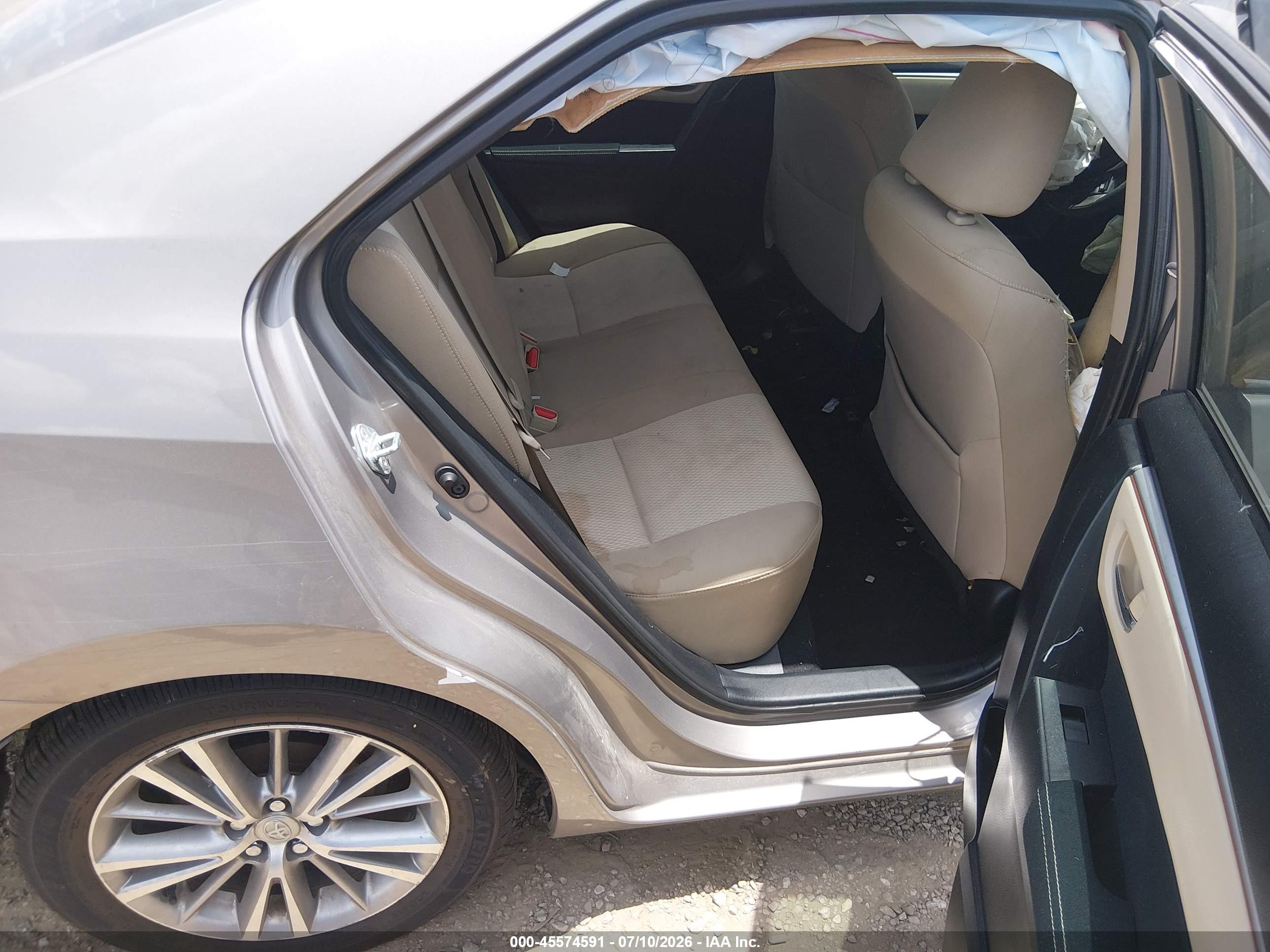2015 Toyota Corolla Le Plus Brown vin: 5YFBURHE3FP208809