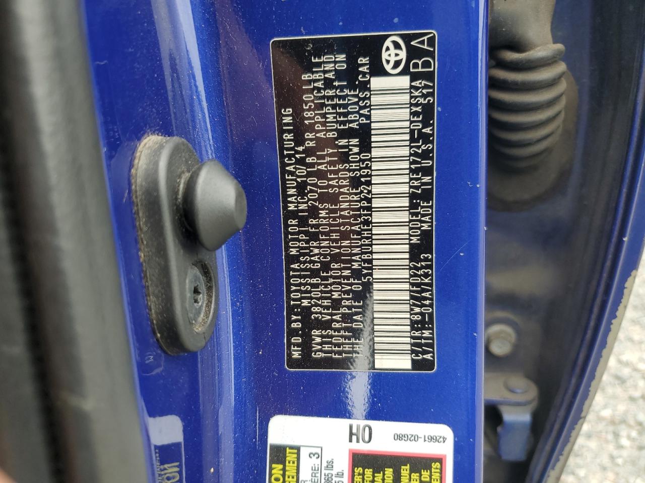 2015 Toyota Corolla S Plus Blue vin: 5YFBURHE3FP221950