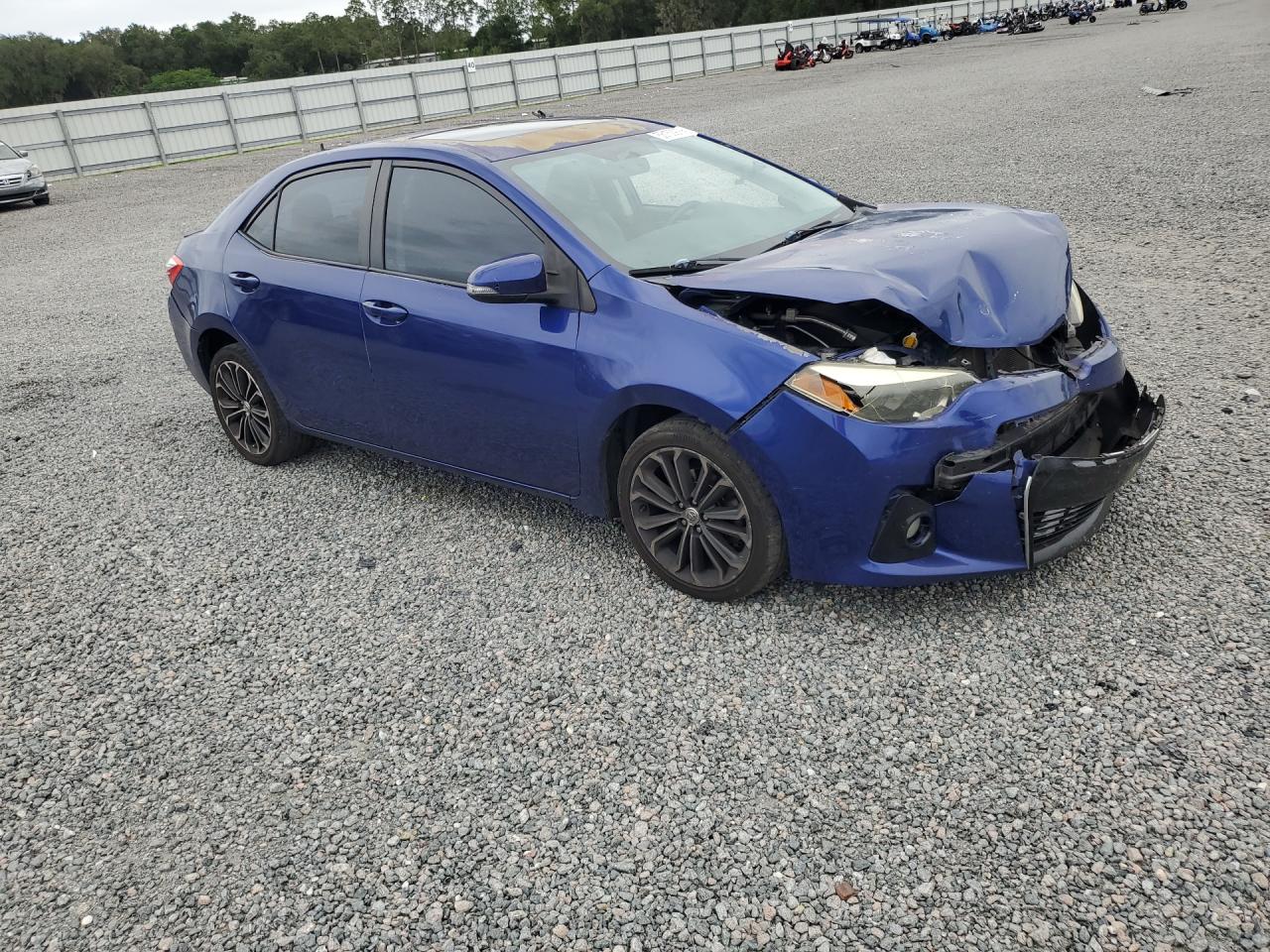 2015 Toyota Corolla S Plus Blue vin: 5YFBURHE3FP221950