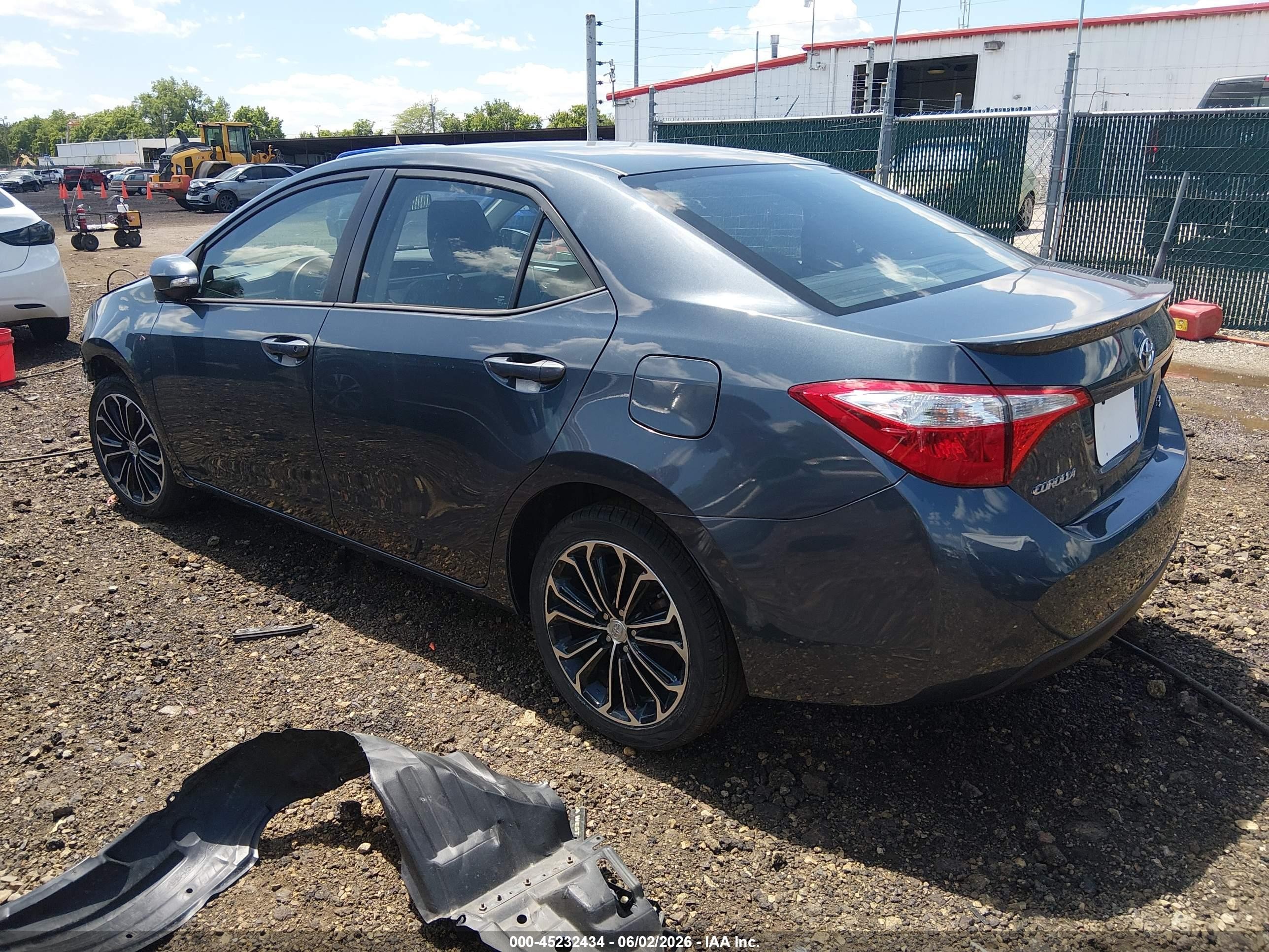 2015 Toyota Corolla S Plus Gray vin: 5YFBURHE3FP254883