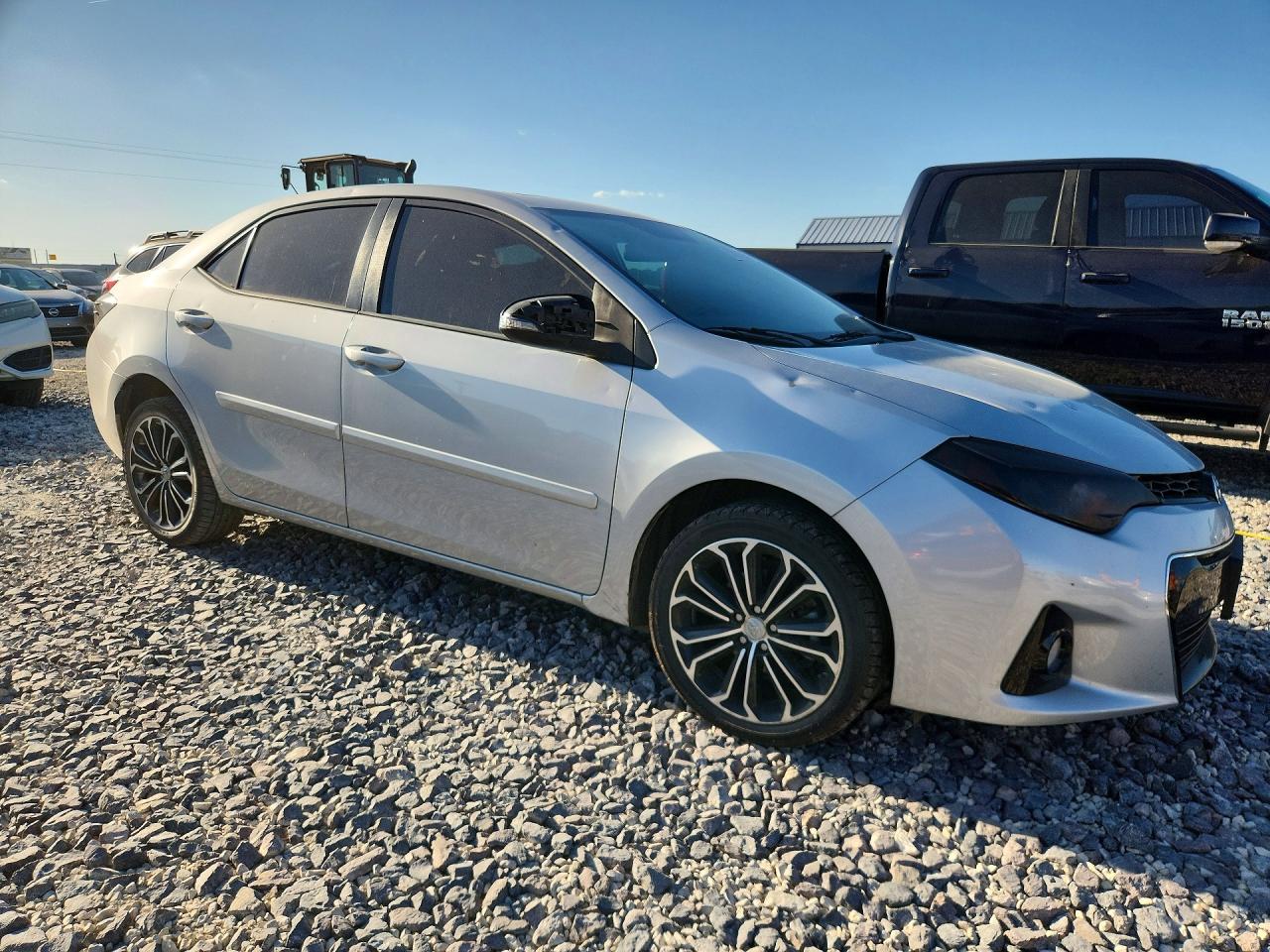 2015 Toyota Corolla S Plus Silver vin: 5YFBURHE3FP257900
