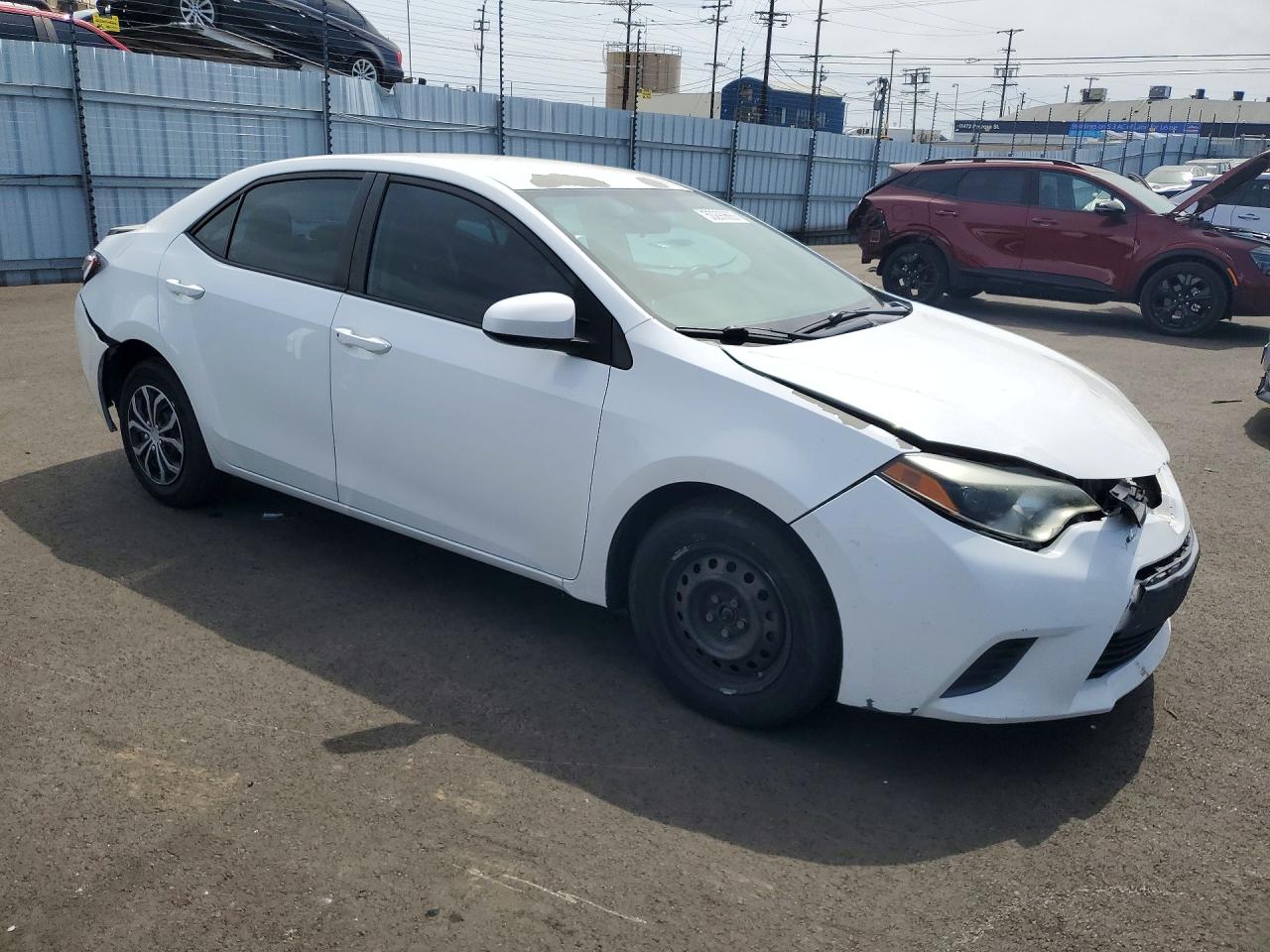 2015 Toyota Corolla L White vin: 5YFBURHE3FP280349