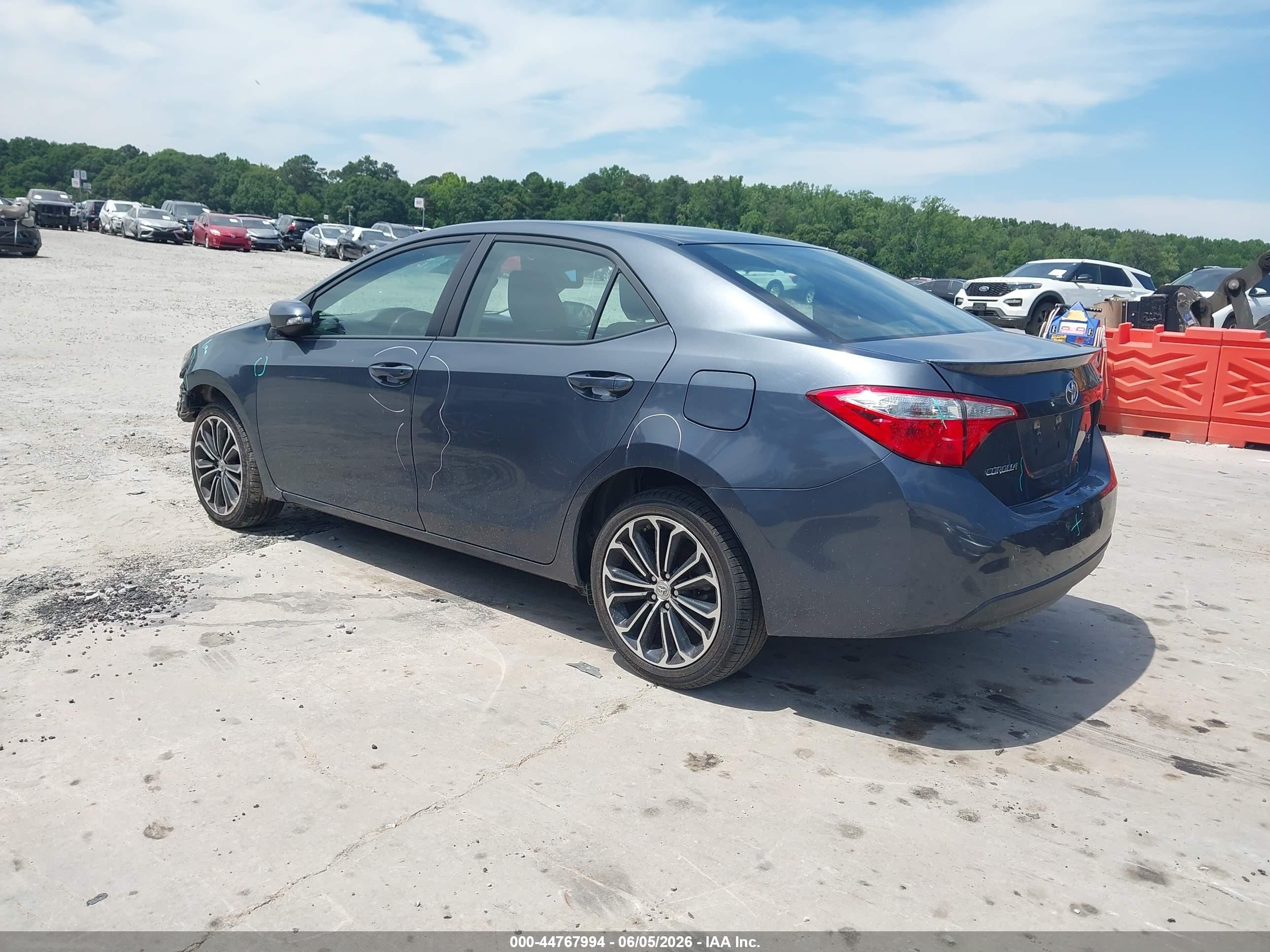2015 Toyota Corolla S Plus Dark Blue vin: 5YFBURHE3FP305377