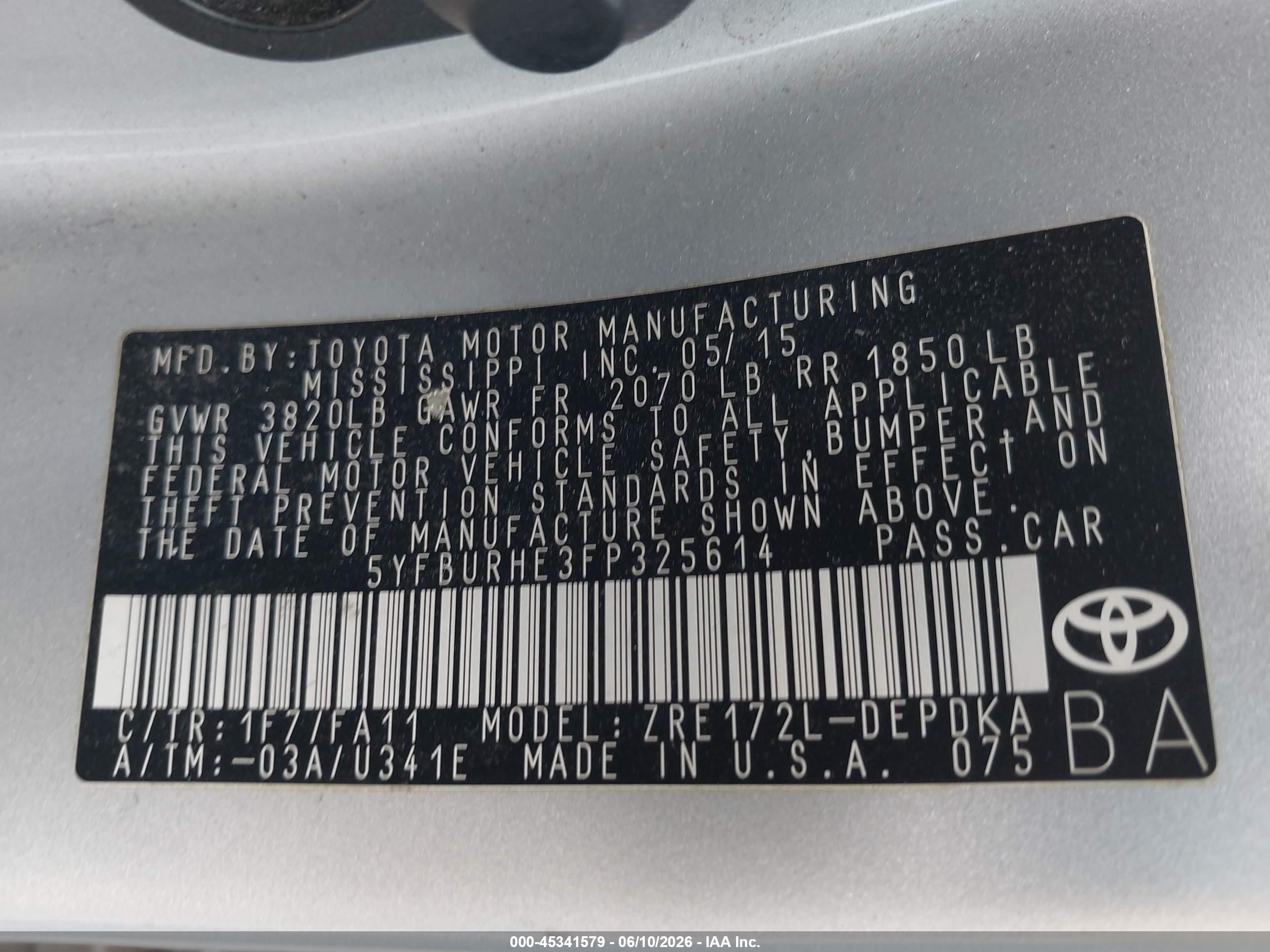2015 Toyota Corolla L Silver vin: 5YFBURHE3FP325614