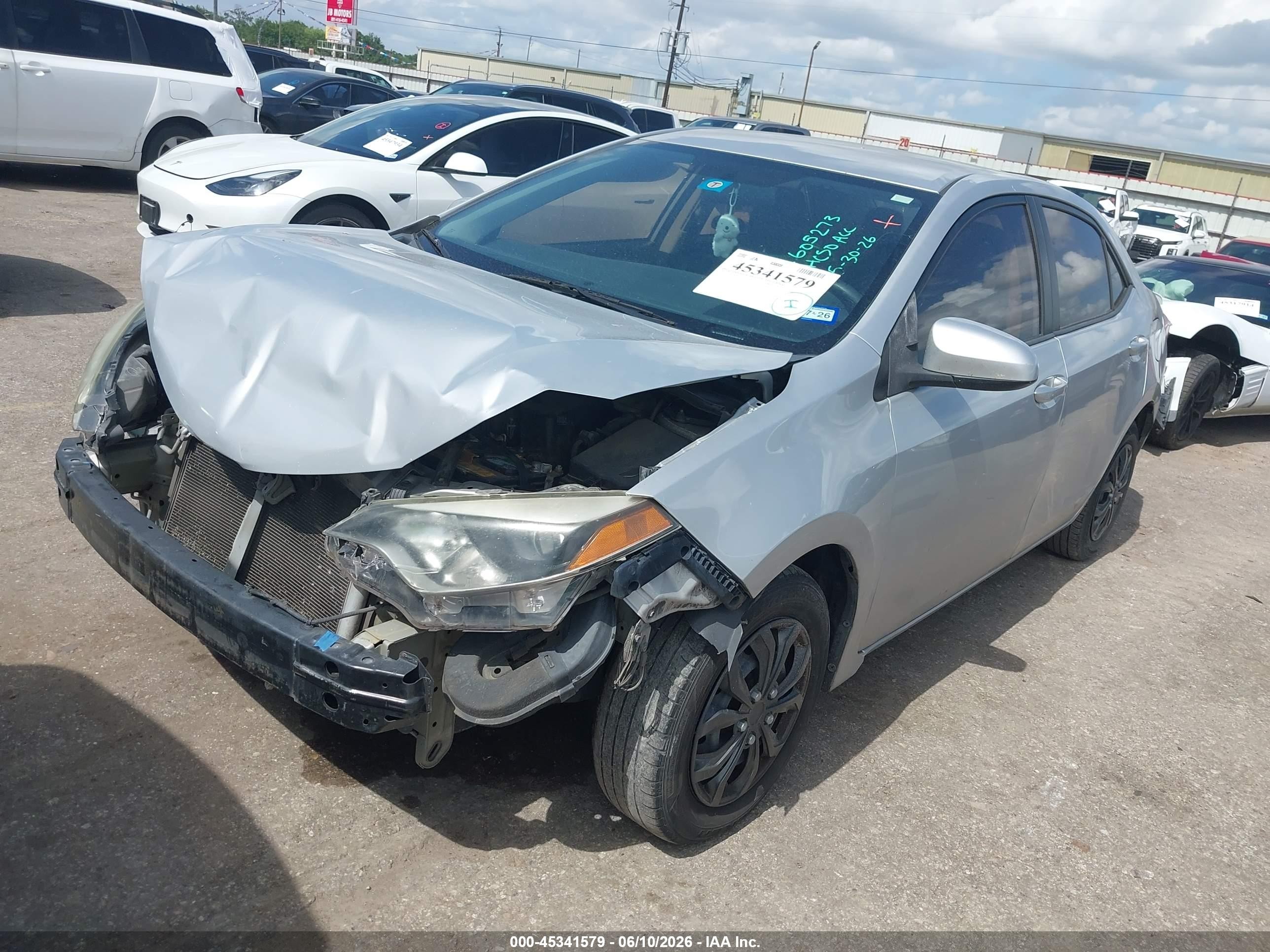 2015 Toyota Corolla L Silver vin: 5YFBURHE3FP325614