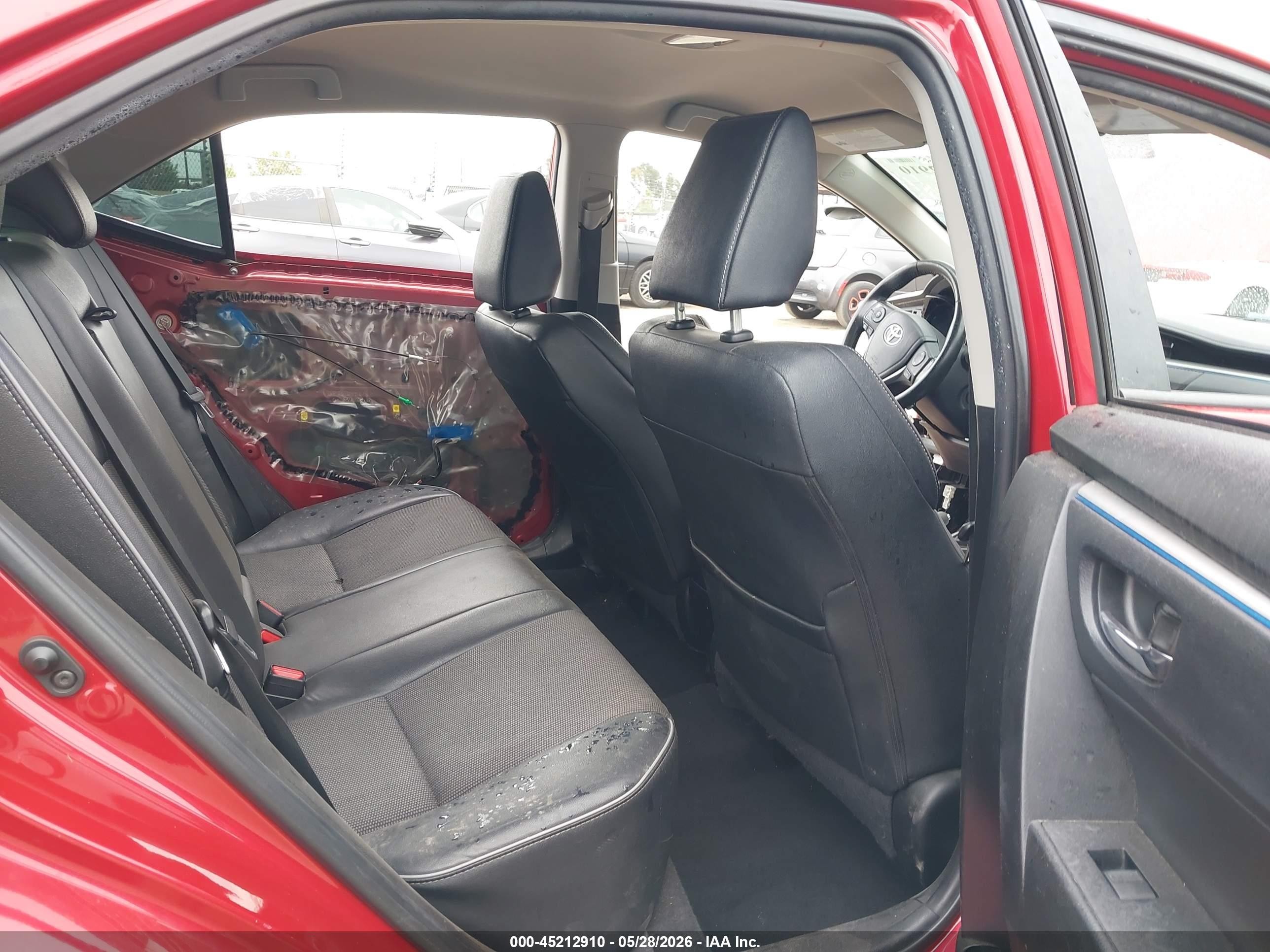 2016 Toyota Corolla S Plus Red vin: 5YFBURHE3GP418618