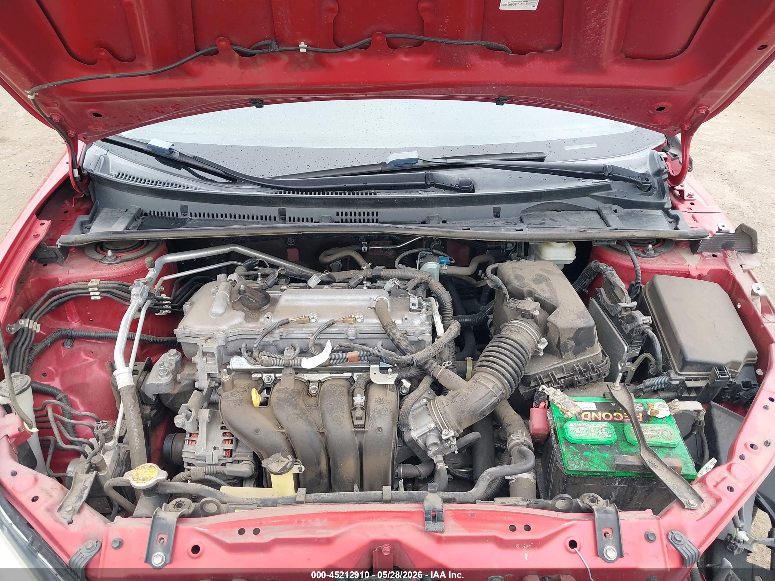 2016 Toyota Corolla S Plus Red vin: 5YFBURHE3GP418618