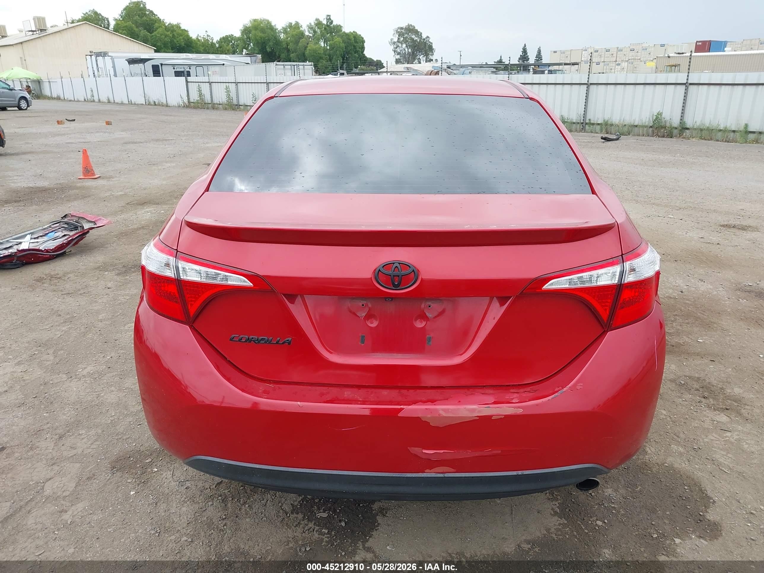2016 Toyota Corolla S Plus Red vin: 5YFBURHE3GP418618