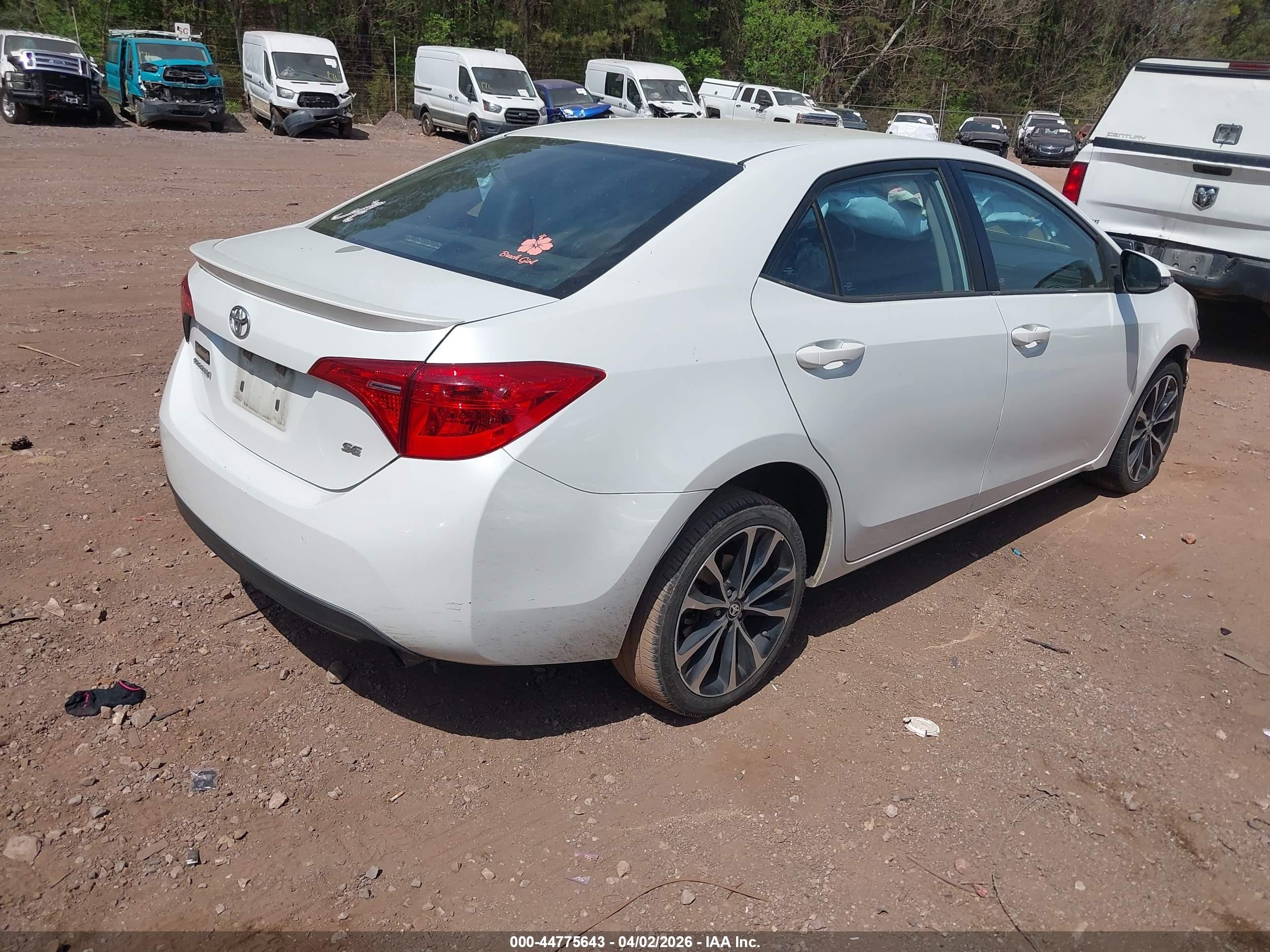 2017 Toyota Corolla Se White vin: 5YFBURHE3HP609991