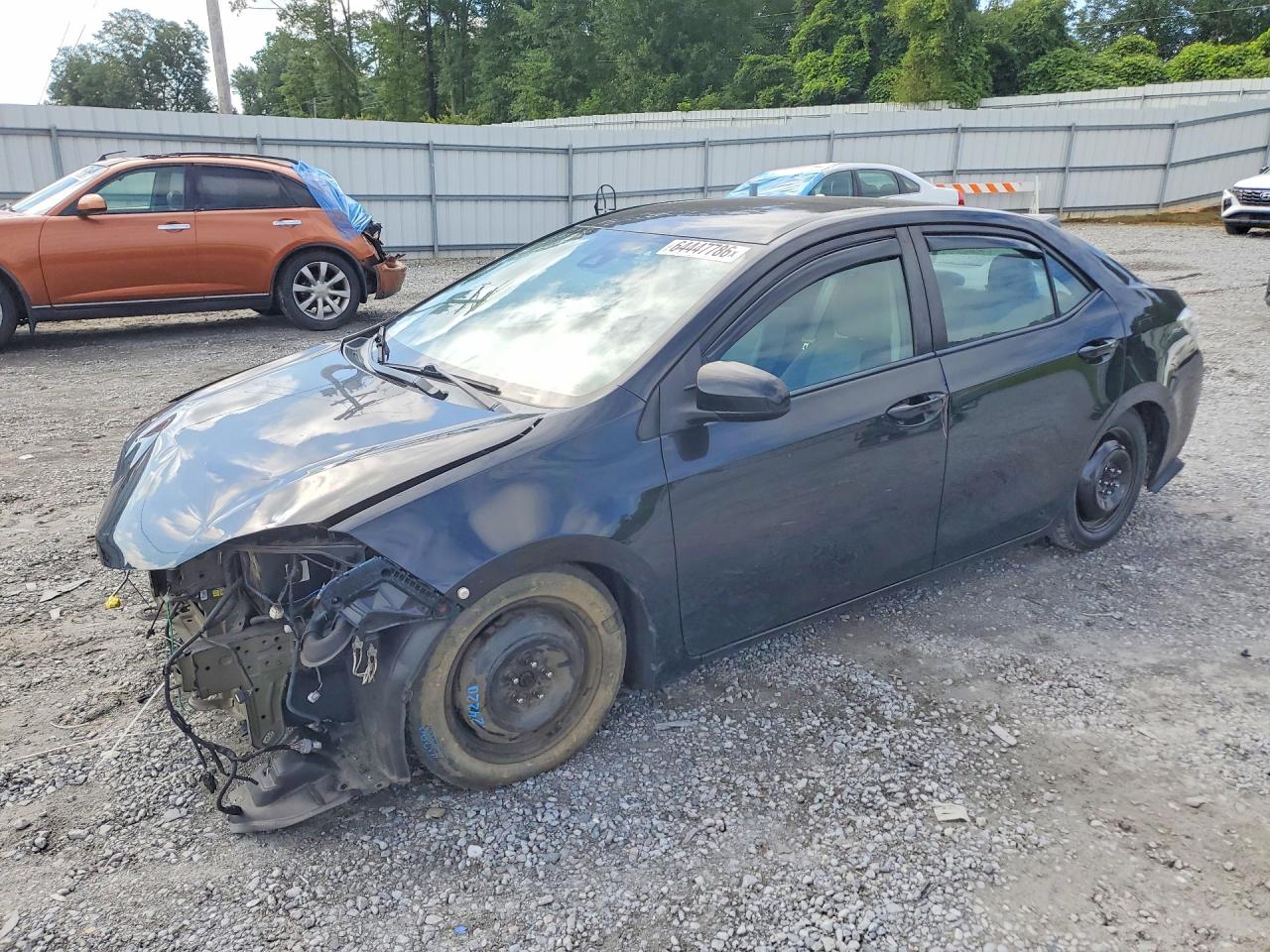 2018 Toyota Corolla Le Черный vin: 5YFBURHE3JP828343