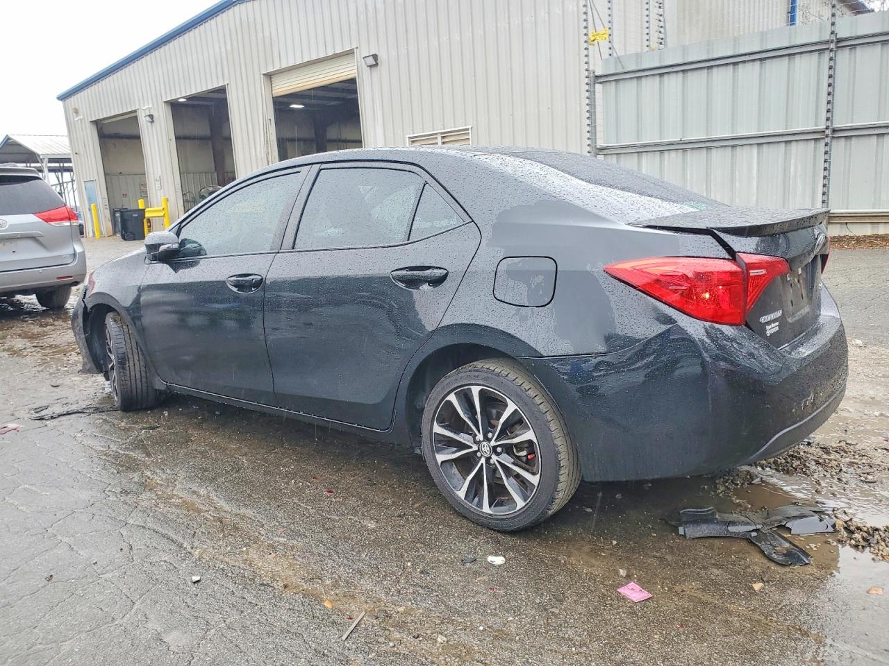 2019 Toyota Corolla Se Black vin: 5YFBURHE3KP929223