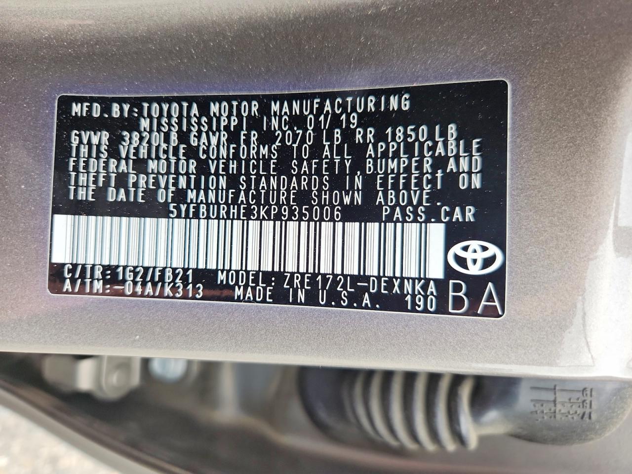 2019 Toyota Corolla Le Gray vin: 5YFBURHE3KP935006