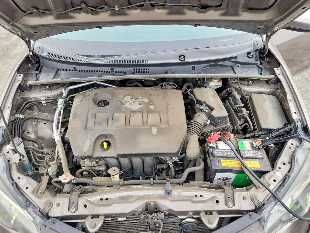 2019 Toyota Corolla Le Gray vin: 5YFBURHE3KP935006