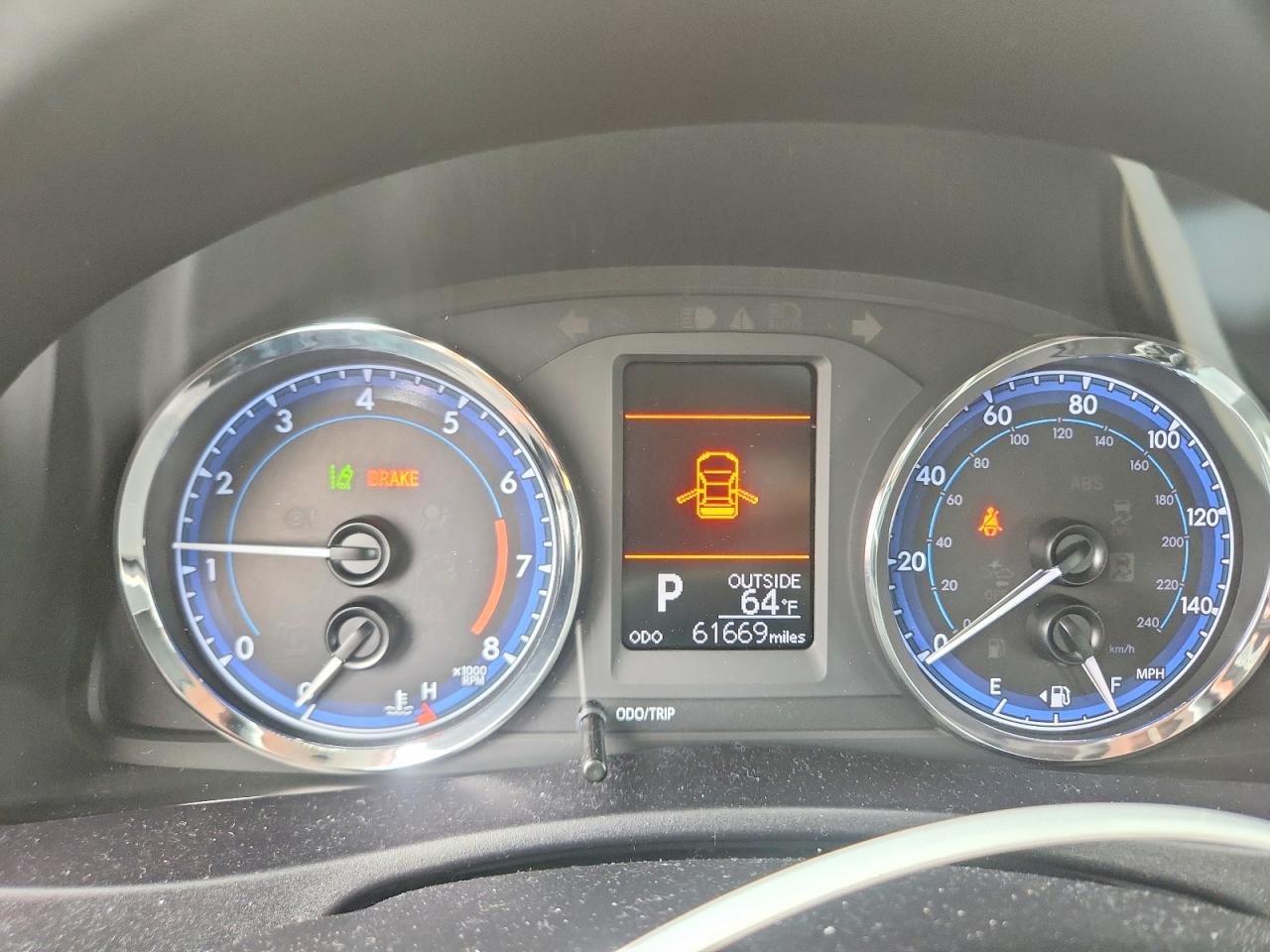 2019 Toyota Corolla Le Gray vin: 5YFBURHE3KP935006