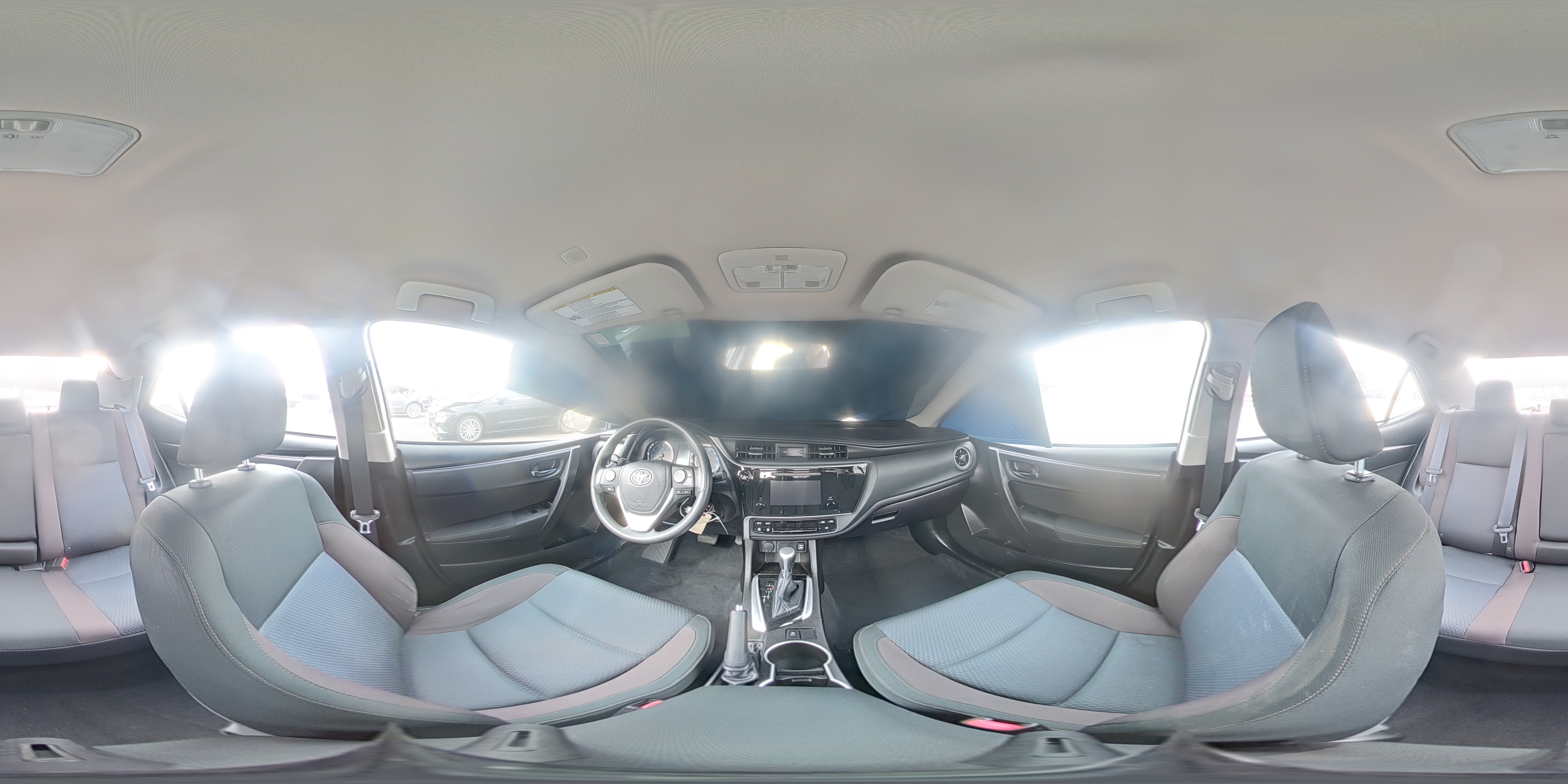 2019 Toyota Corolla Le Gray vin: 5YFBURHE3KP935006