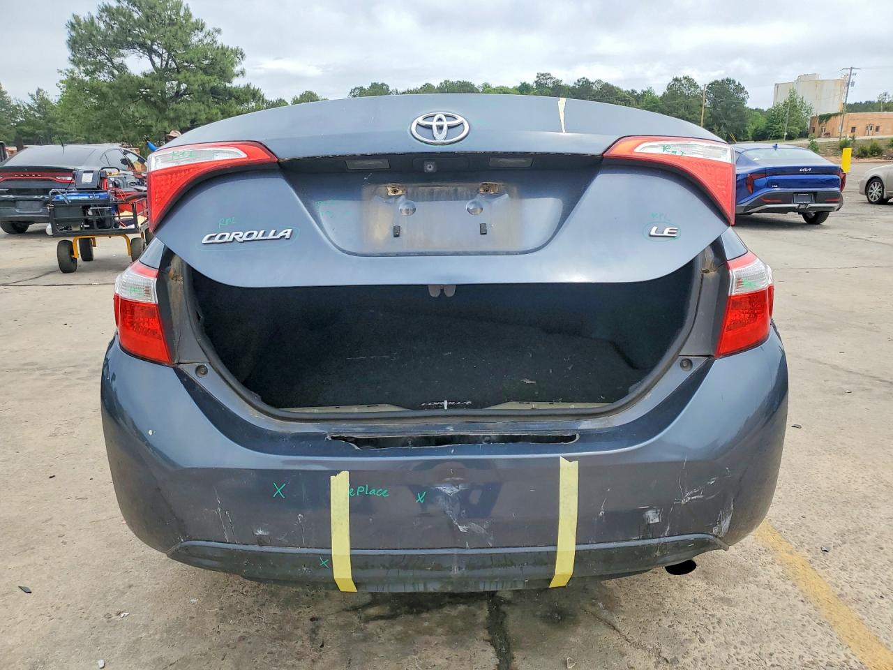 2014 Toyota Corolla Le Plus Silver vin: 5YFBURHE4EP001652