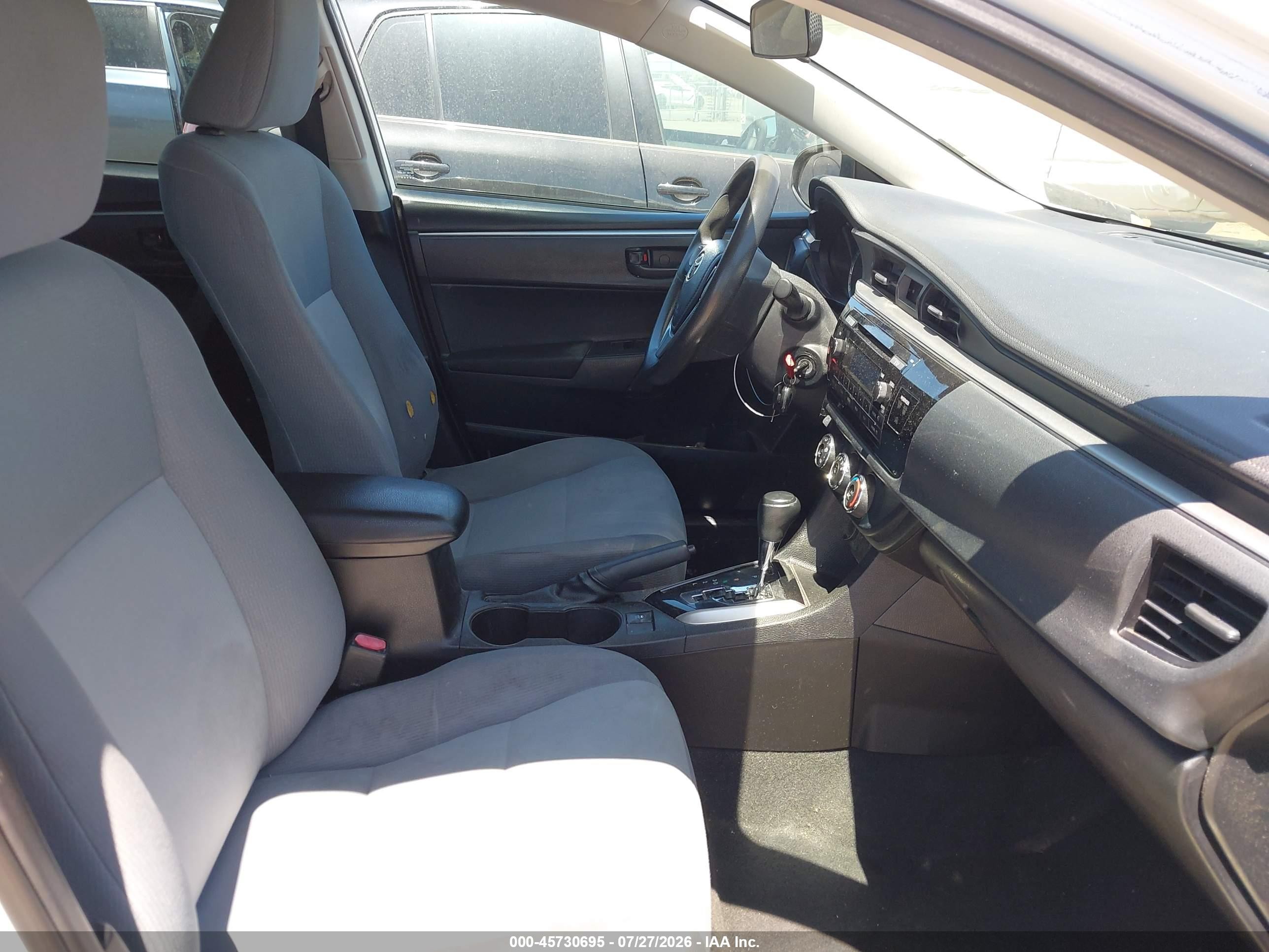 2014 Toyota Corolla L White vin: 5YFBURHE4EP002137