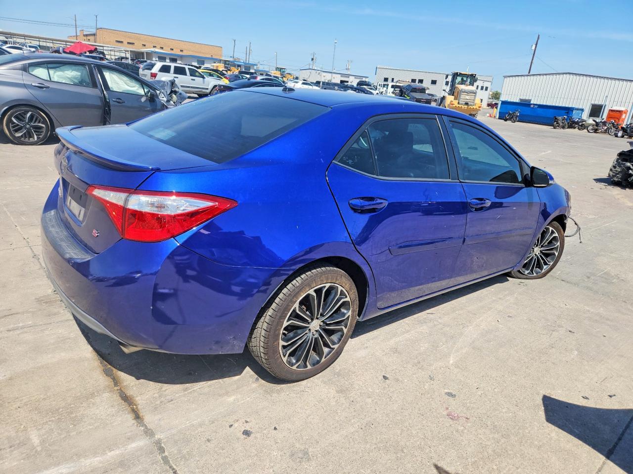 2014 Toyota Corolla S Plus Blue vin: 5YFBURHE4EP009444