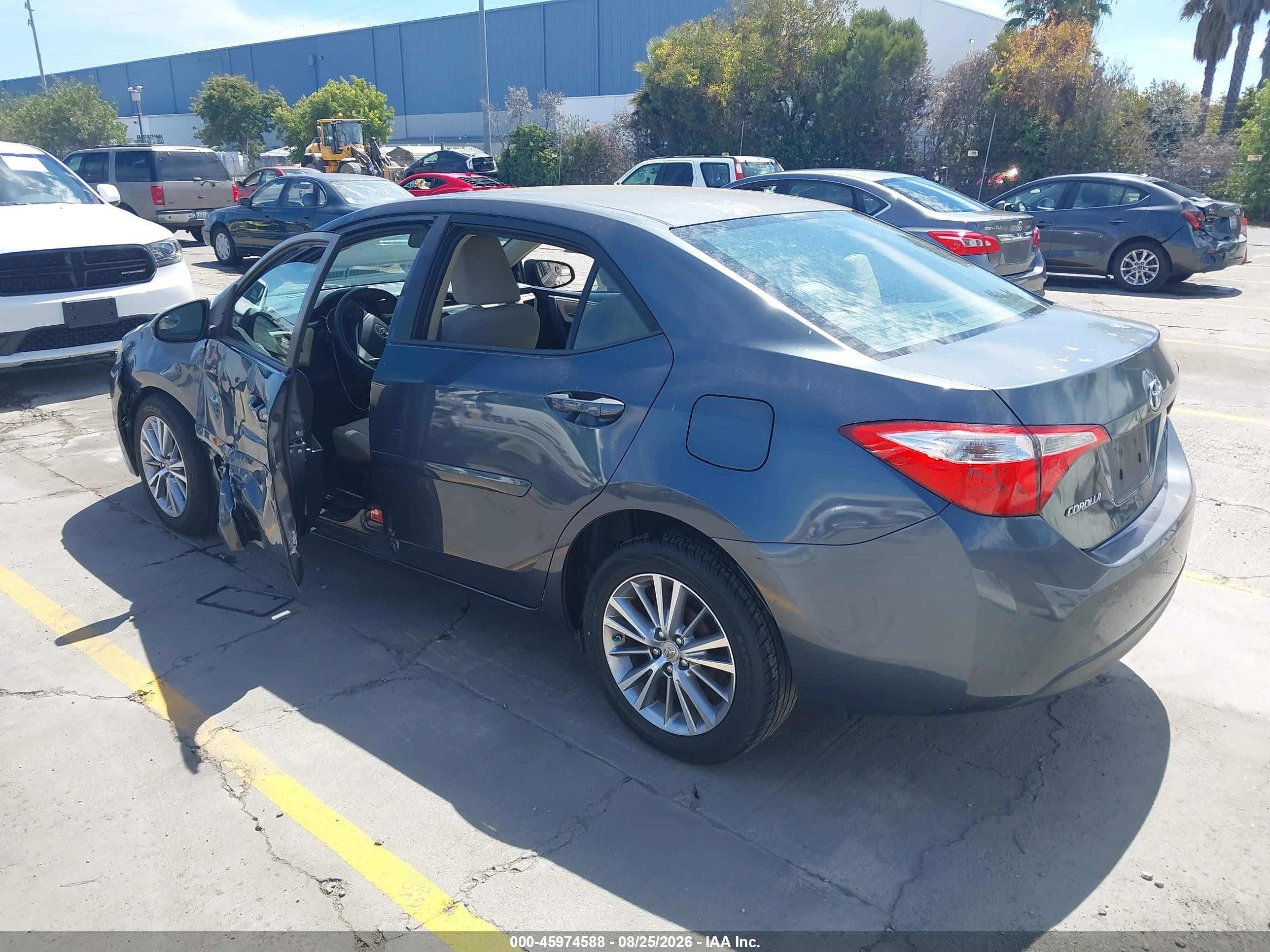 2014 Toyota Corolla Le Plus Blue vin: 5YFBURHE4EP014322