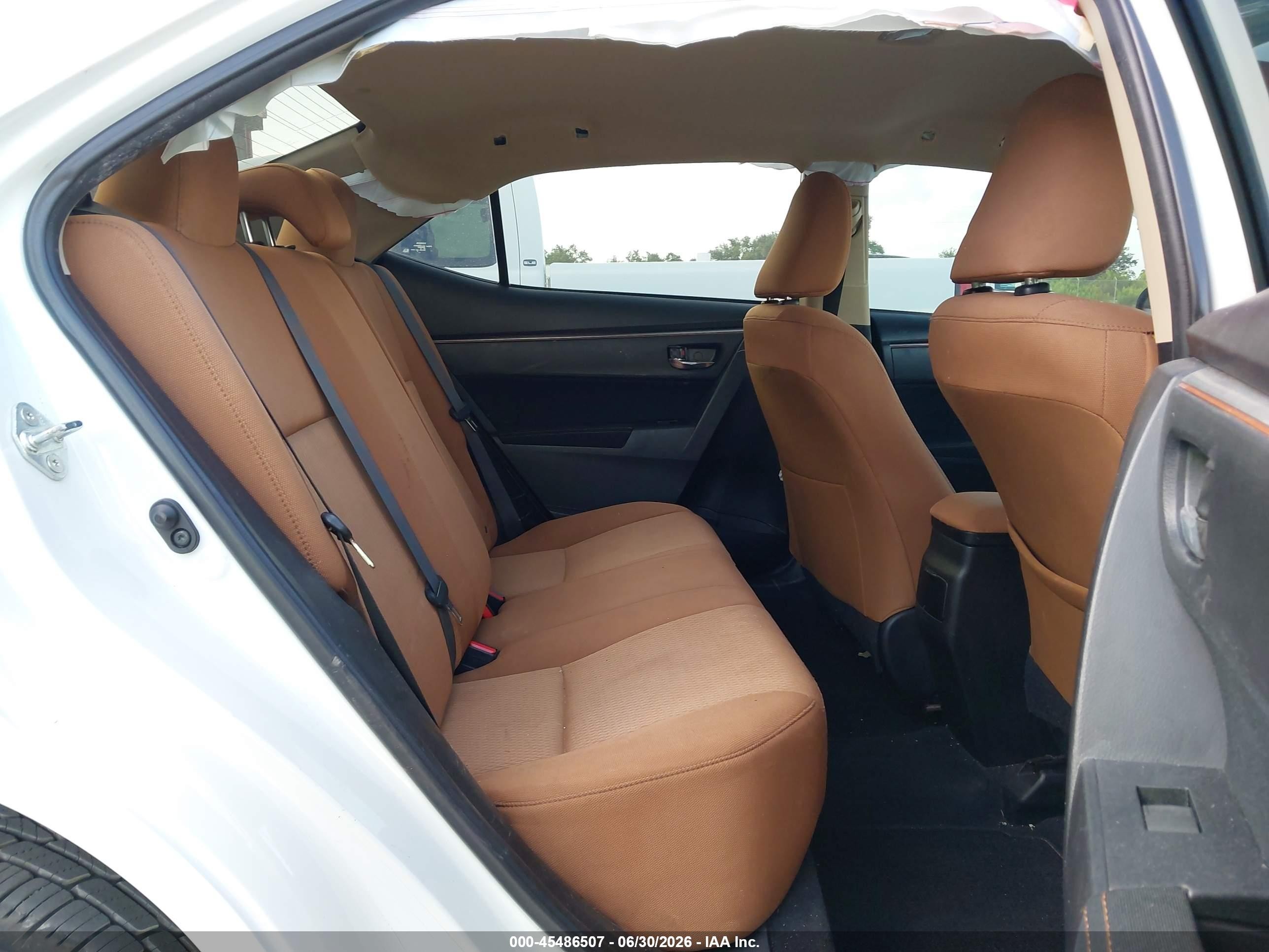 2014 Toyota Corolla Le White vin: 5YFBURHE4EP020167