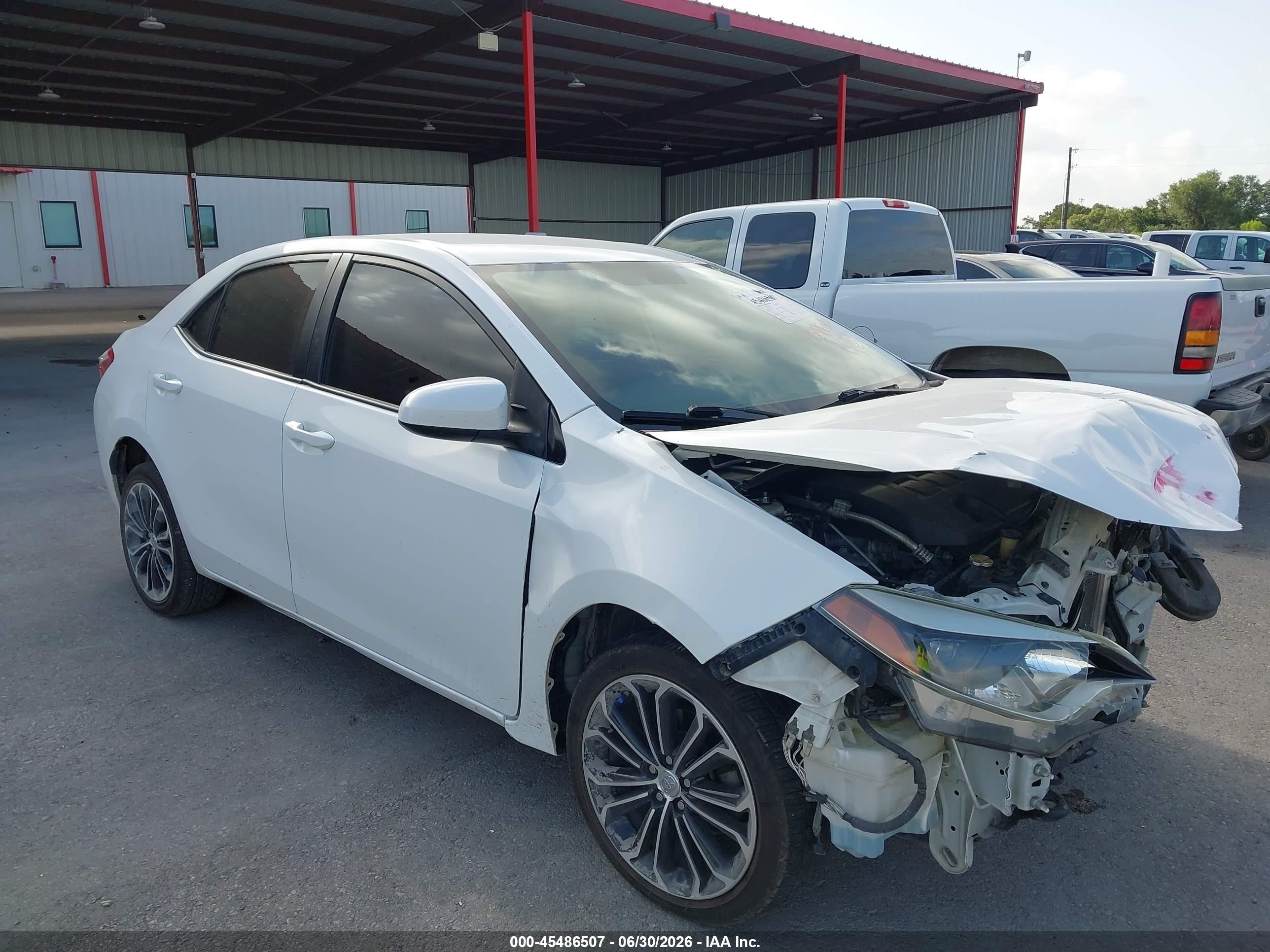 2014 Toyota Corolla Le White vin: 5YFBURHE4EP020167