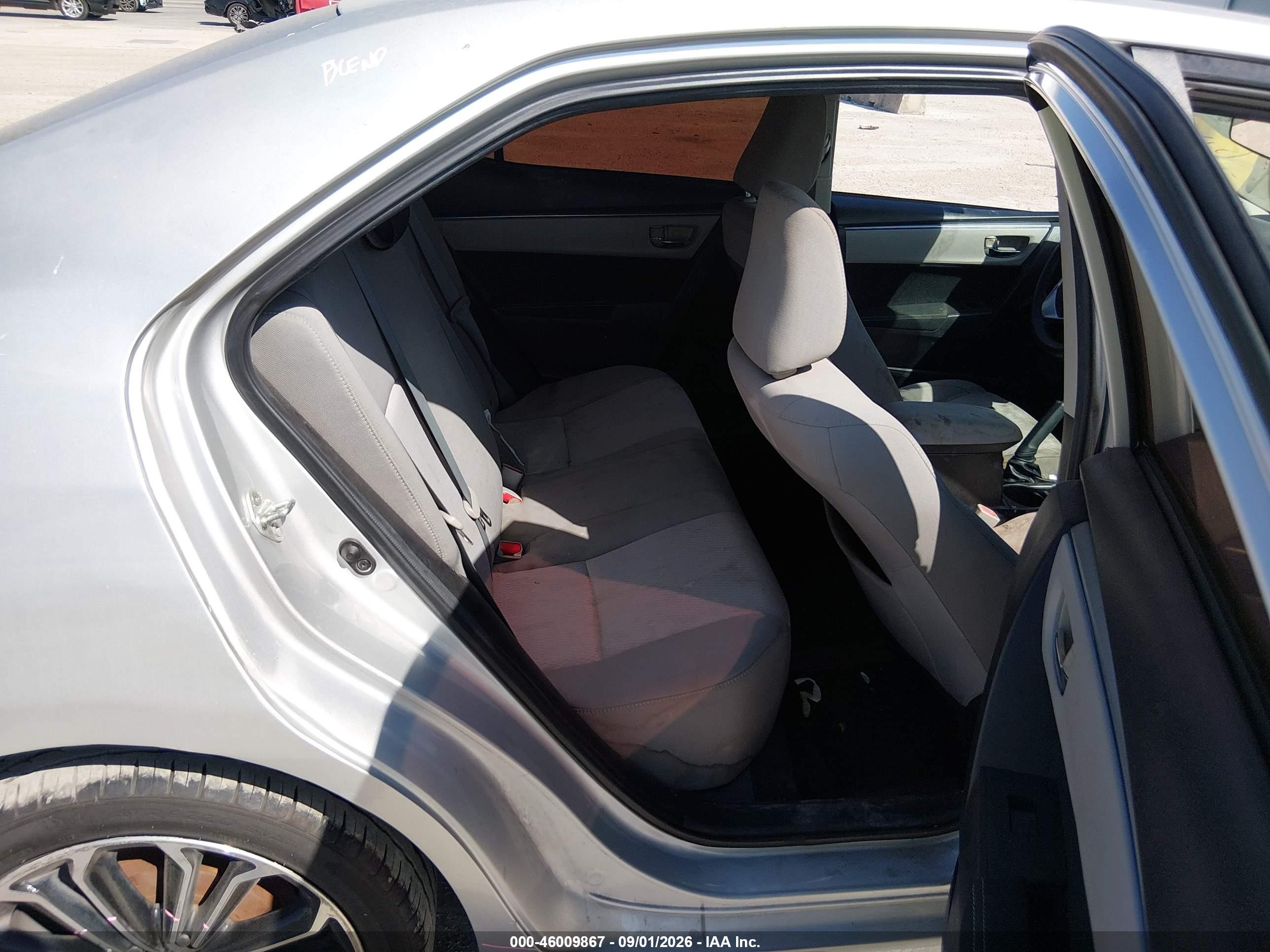 2014 Toyota Corolla Le Silver vin: 5YFBURHE4EP027619