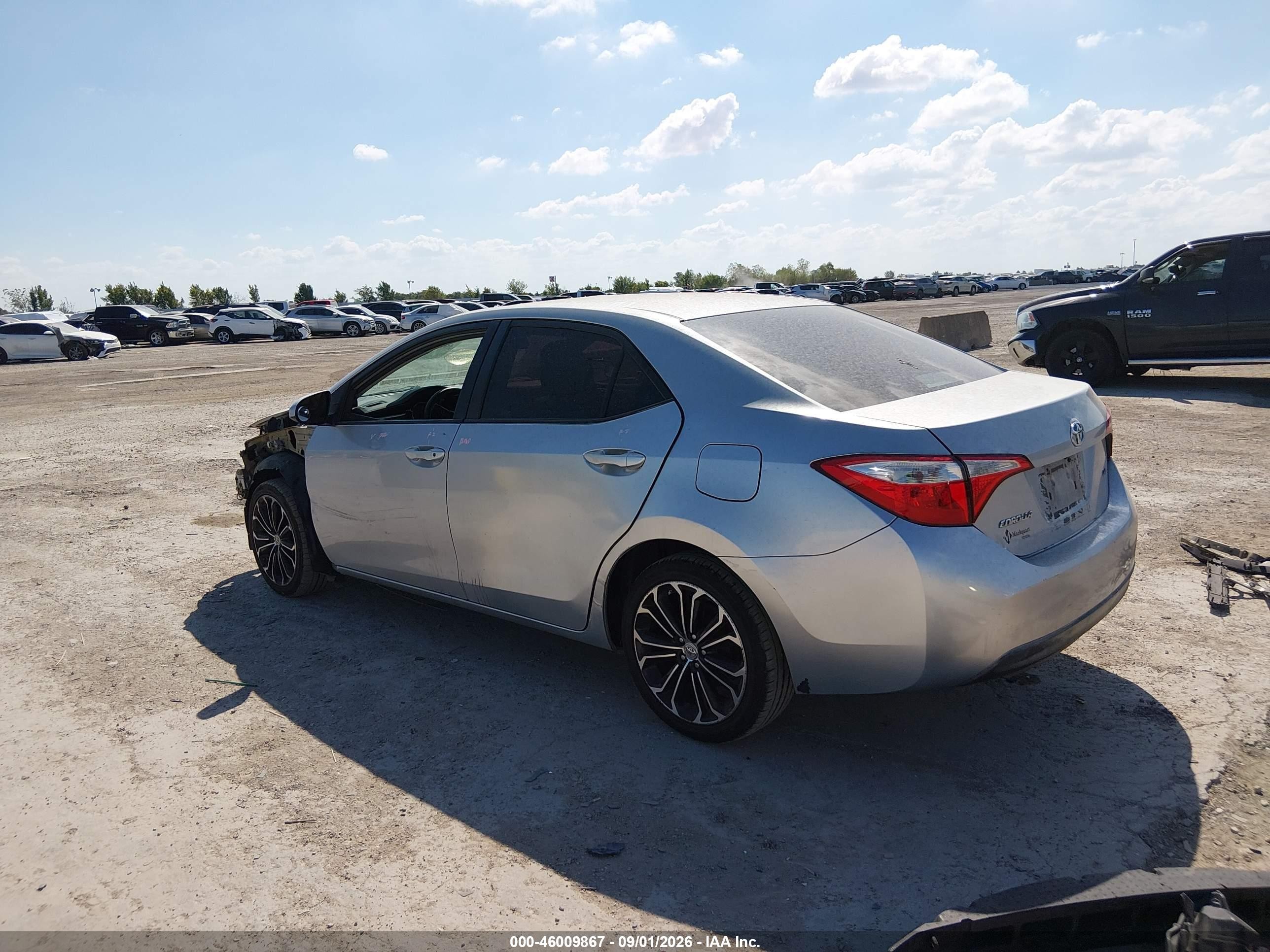 2014 Toyota Corolla Le Silver vin: 5YFBURHE4EP027619