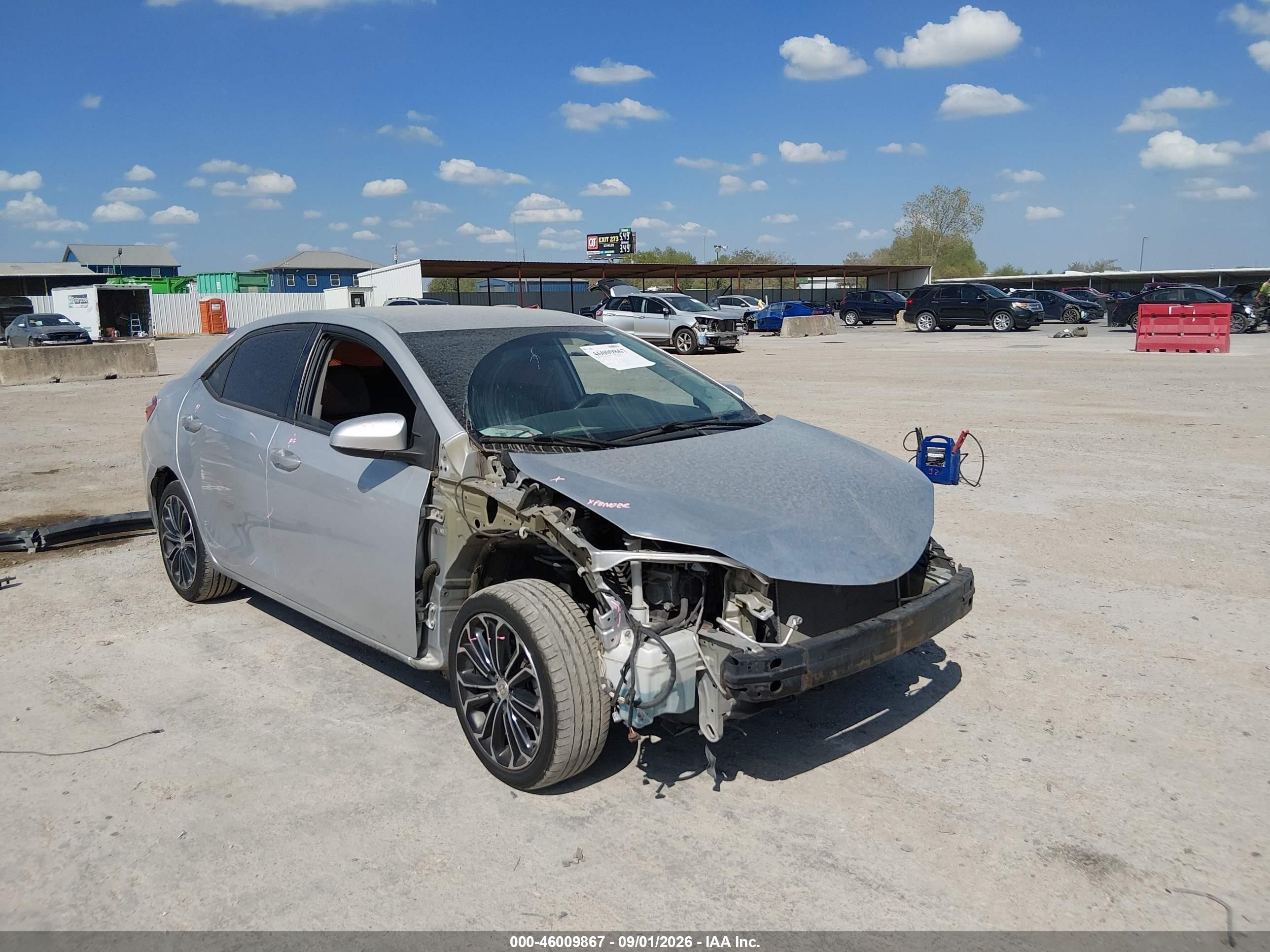 2014 Toyota Corolla Le Silver vin: 5YFBURHE4EP027619