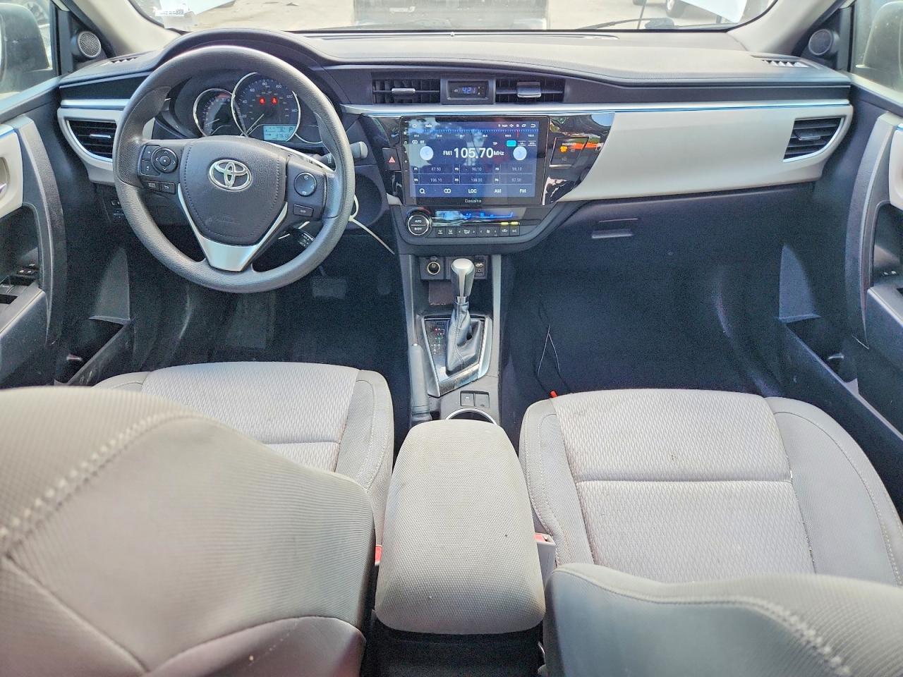 2014 Toyota Corolla Le White vin: 5YFBURHE4EP032027