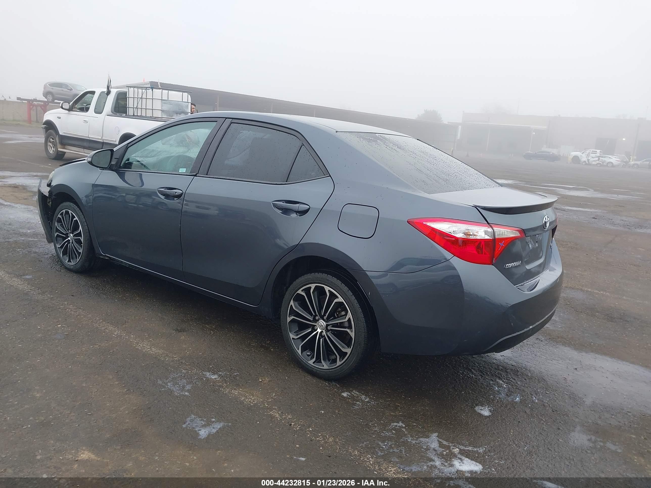 2014 Toyota Corolla S Plus Blue vin: 5YFBURHE4EP041259