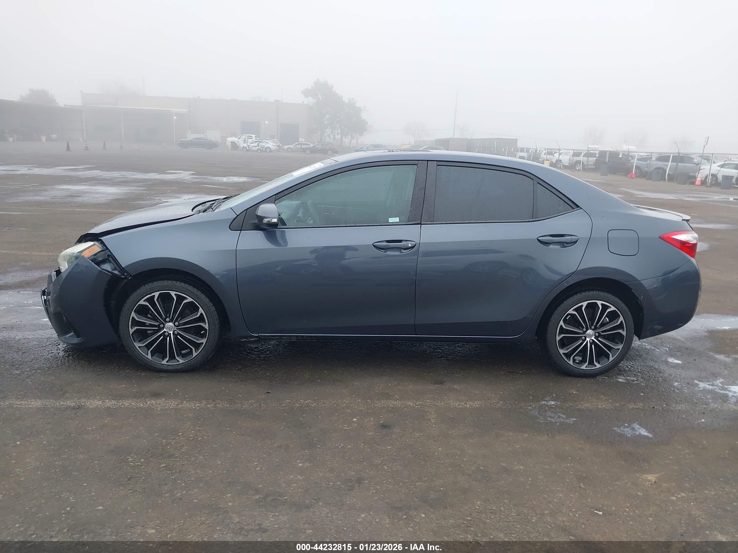 2014 Toyota Corolla S Plus Blue vin: 5YFBURHE4EP041259