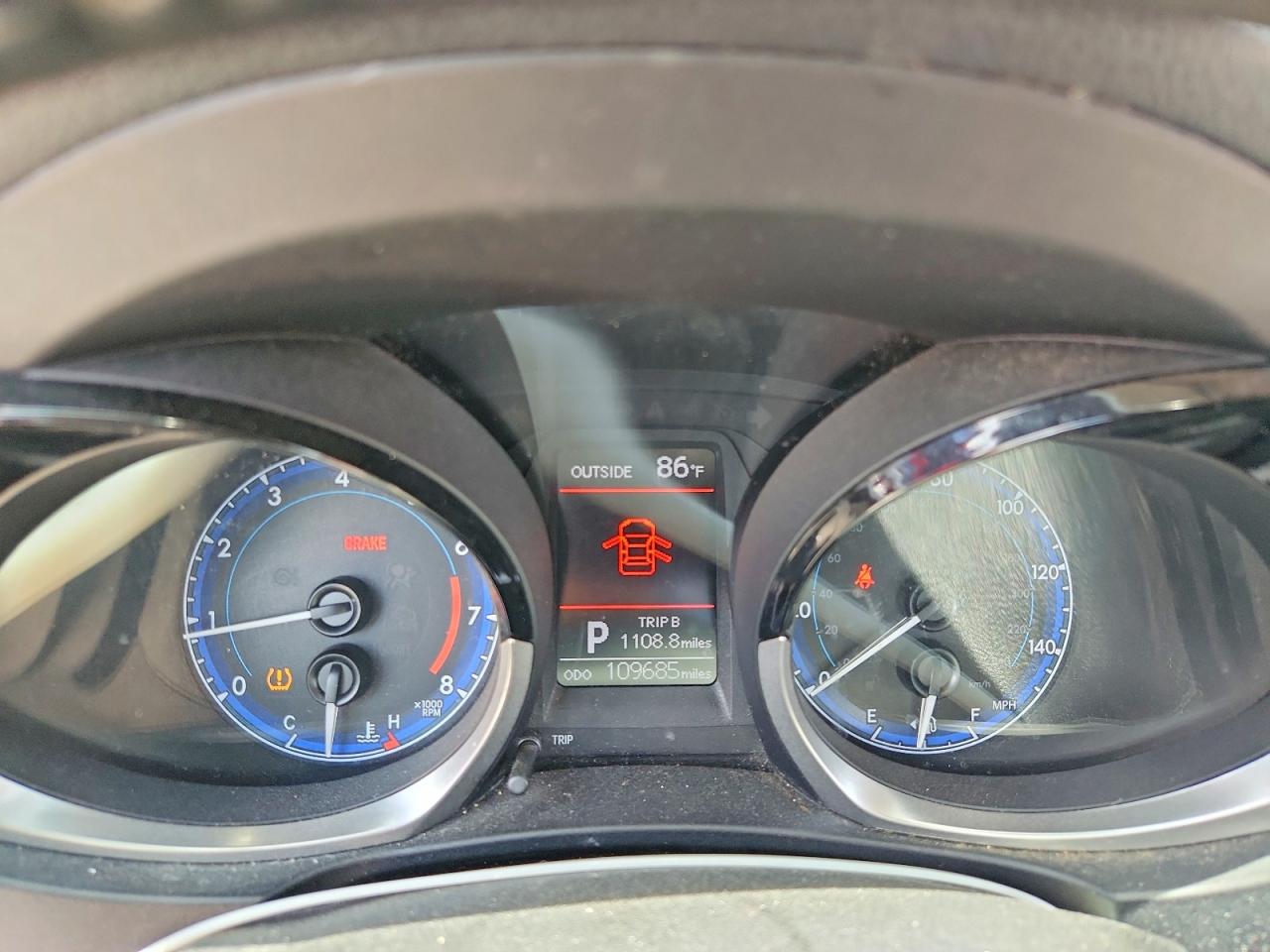 2014 Toyota Corolla S Plus Red vin: 5YFBURHE4EP064248