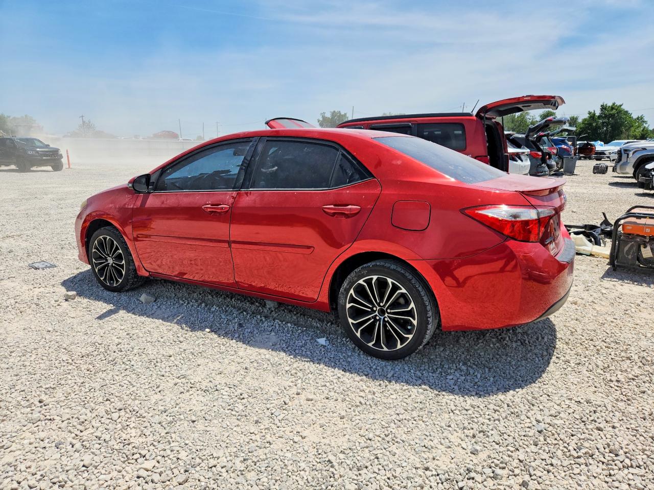 2014 Toyota Corolla S Plus Red vin: 5YFBURHE4EP064248