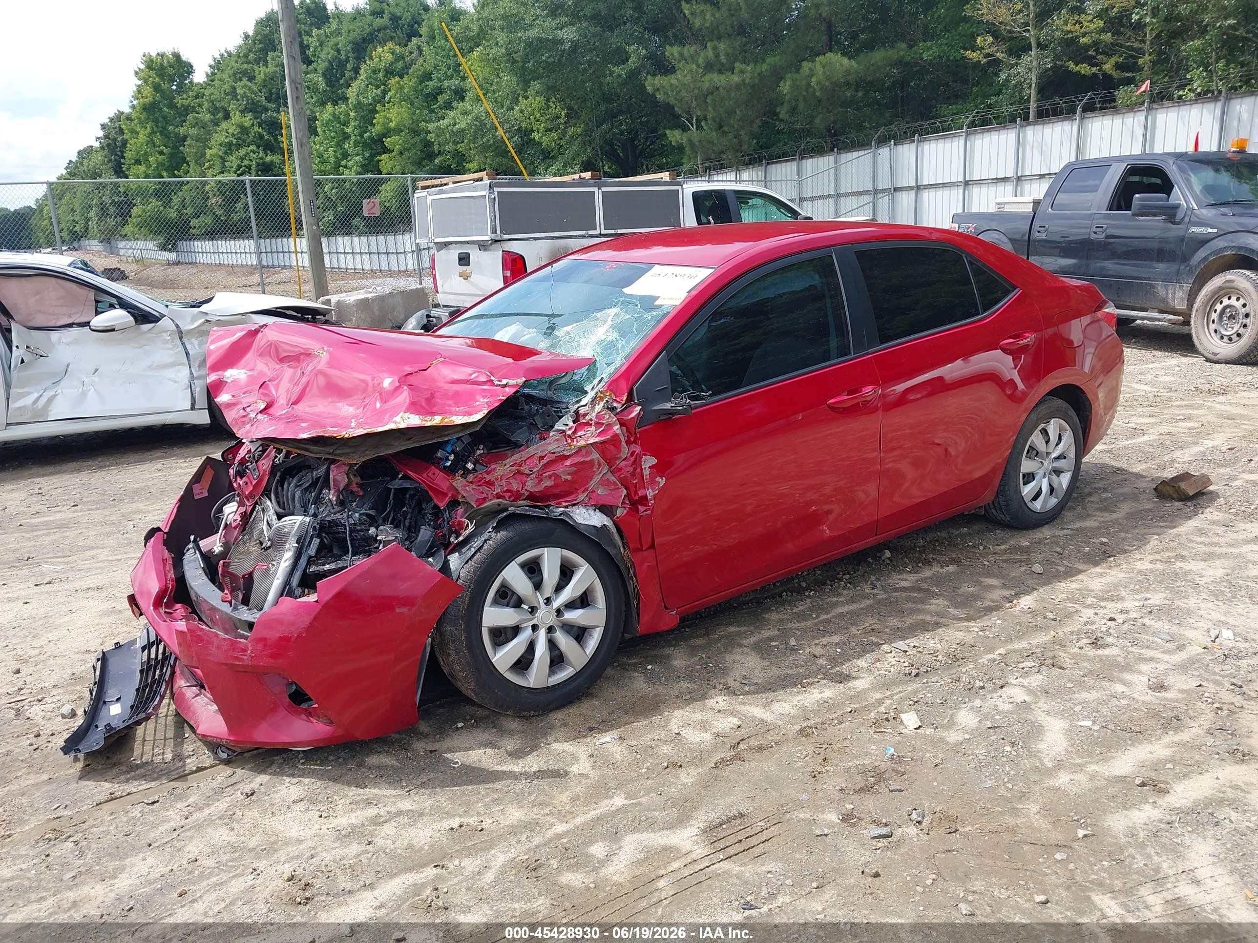 2014 Toyota Corolla Le Red vin: 5YFBURHE4EP064475