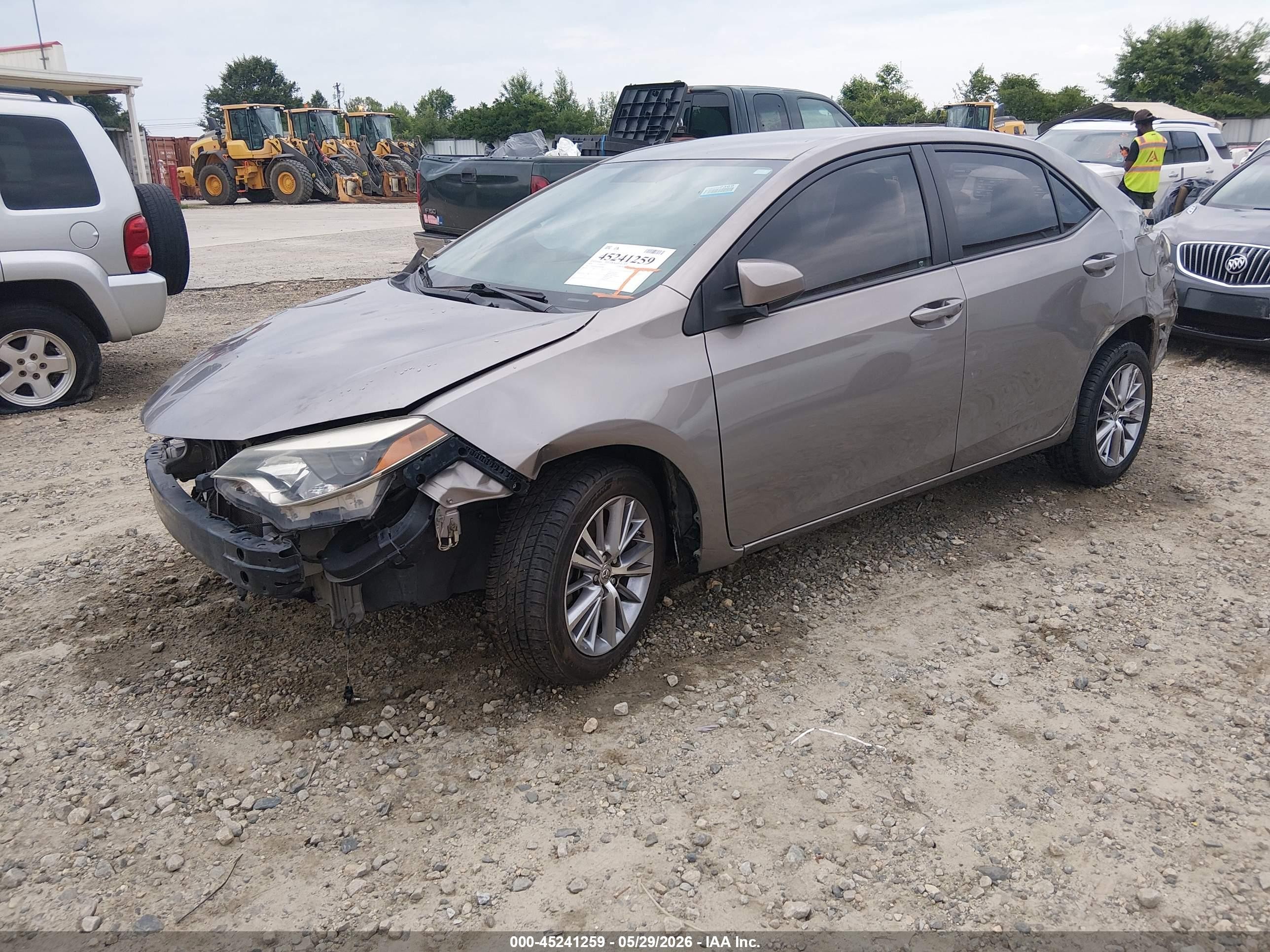 2014 Toyota Corolla Le Plus Brown vin: 5YFBURHE4EP067666