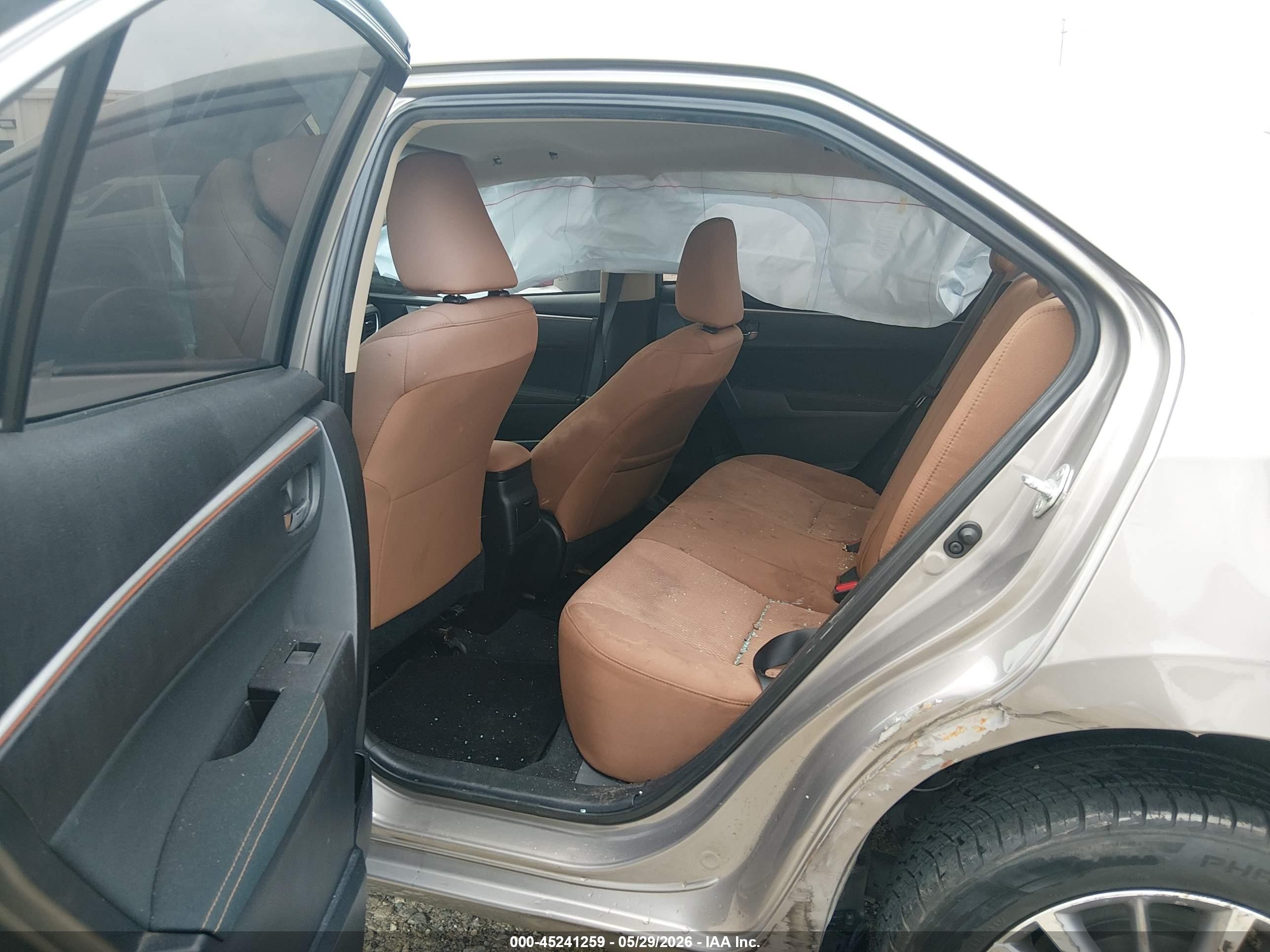 2014 Toyota Corolla Le Plus Brown vin: 5YFBURHE4EP067666