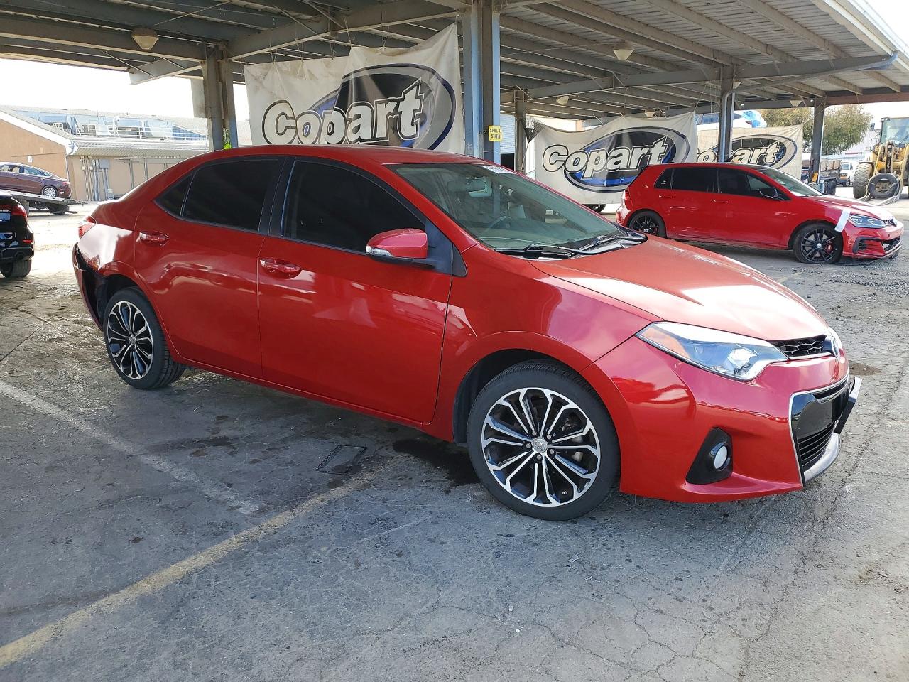 2014 Toyota Corolla S Plus Burgundy vin: 5YFBURHE4EP085441