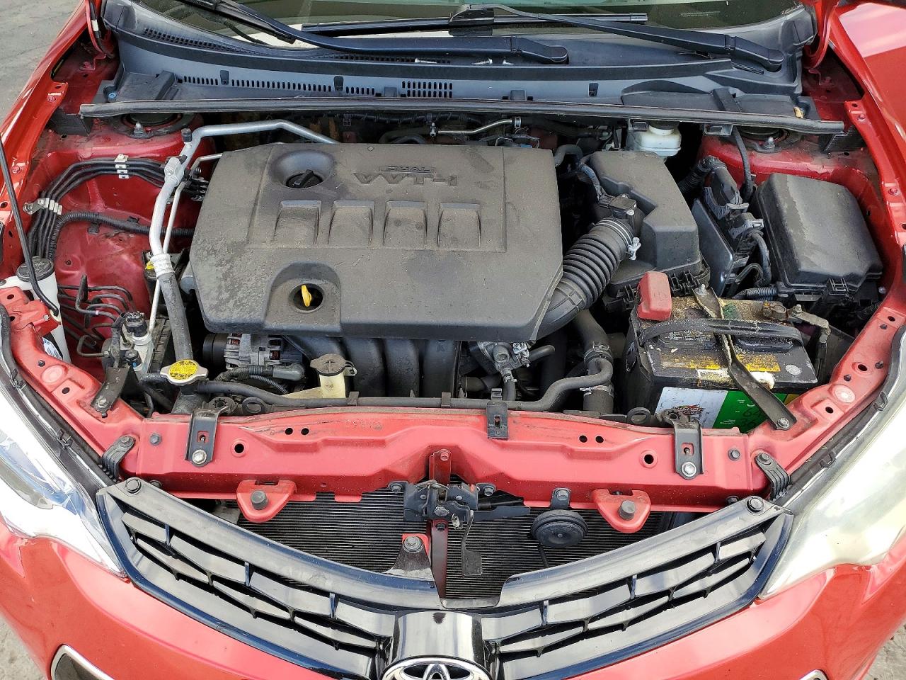 2014 Toyota Corolla S Plus Burgundy vin: 5YFBURHE4EP085441