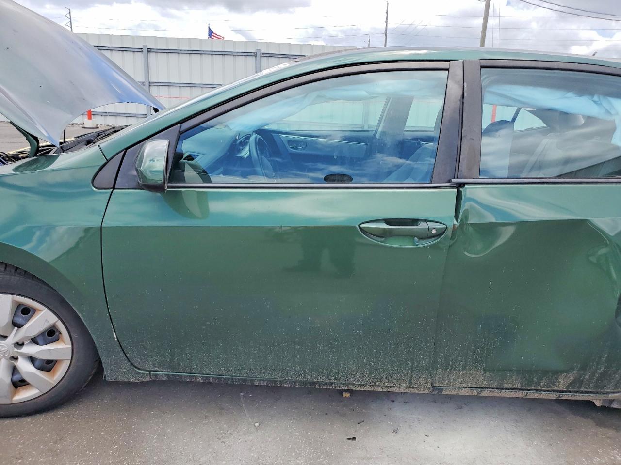 2014 Toyota Corolla Le Green vin: 5YFBURHE4EP092793