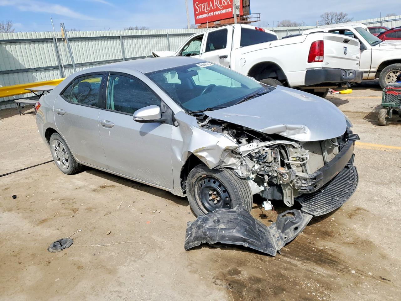 2014 Toyota Corolla S Silver vin: 5YFBURHE4EP093913