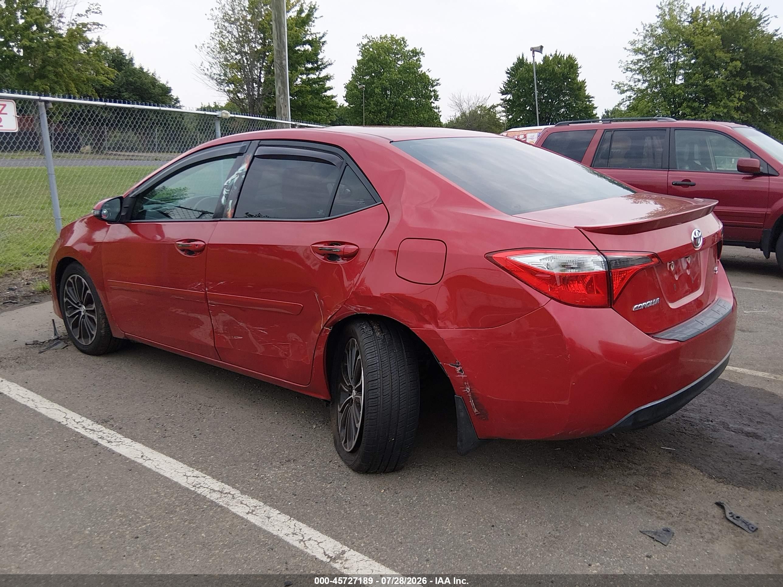 2014 Toyota Corolla S Plus Red vin: 5YFBURHE4EP099677