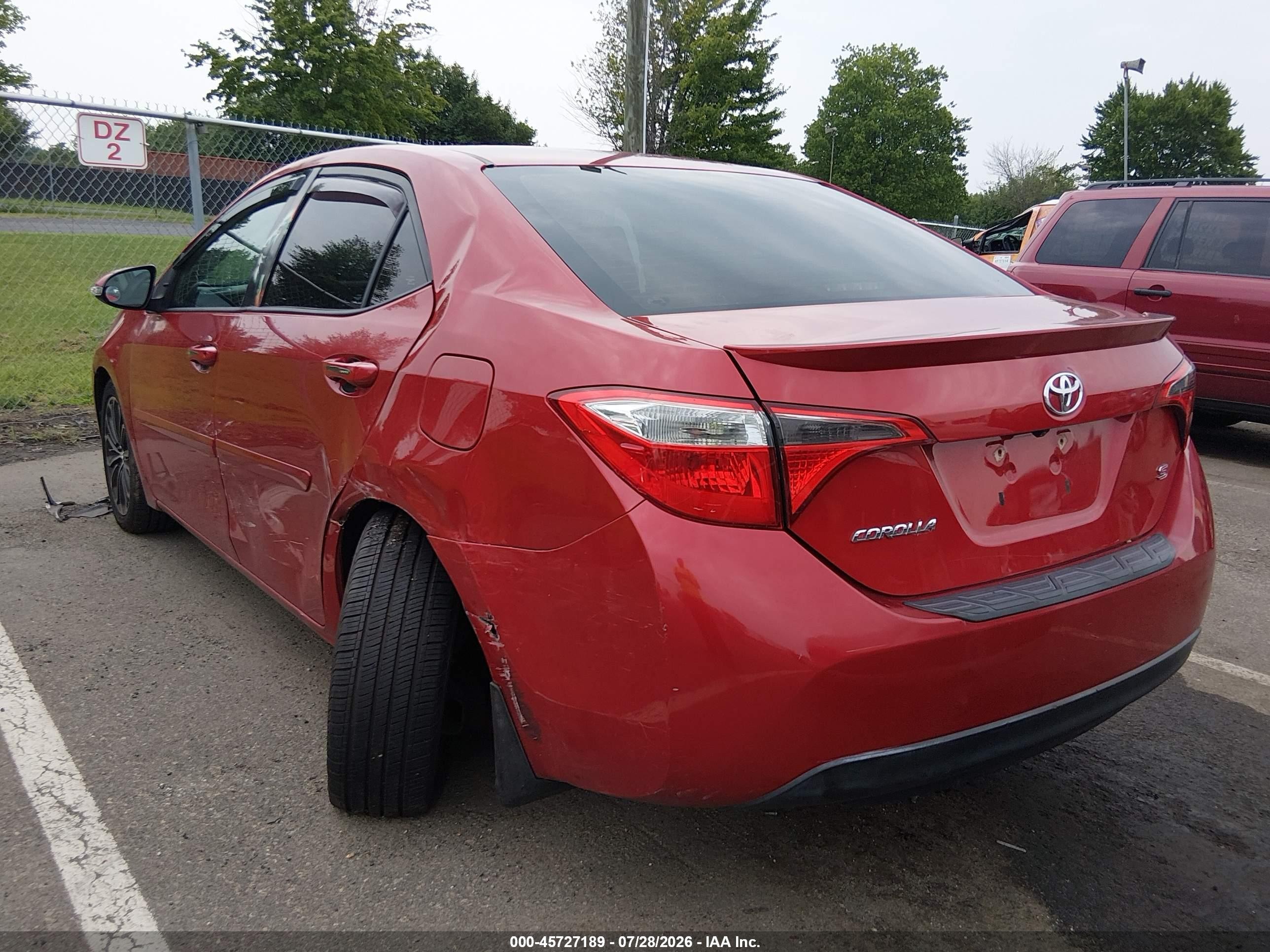 2014 Toyota Corolla S Plus Red vin: 5YFBURHE4EP099677