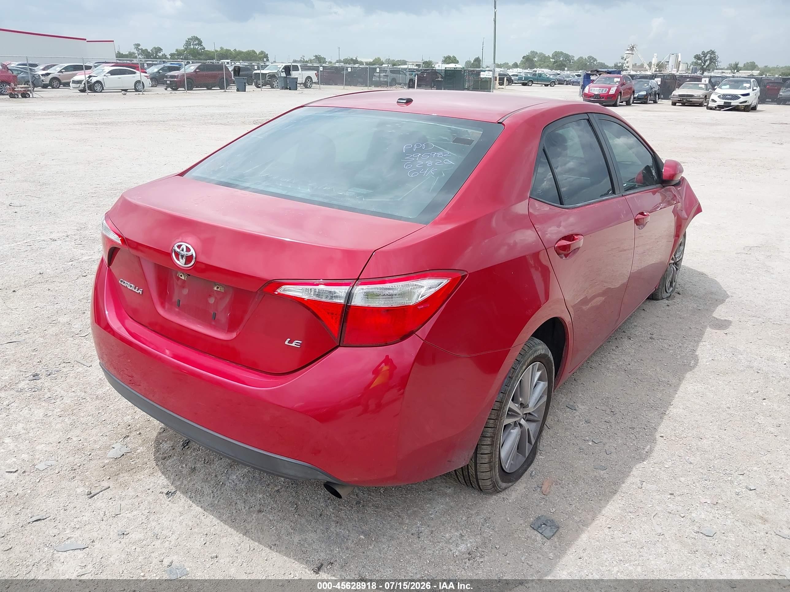 2014 Toyota Corolla Le Premium Red vin: 5YFBURHE4EP108748